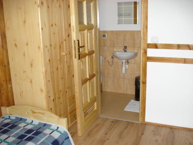 Double Room - Photo 3