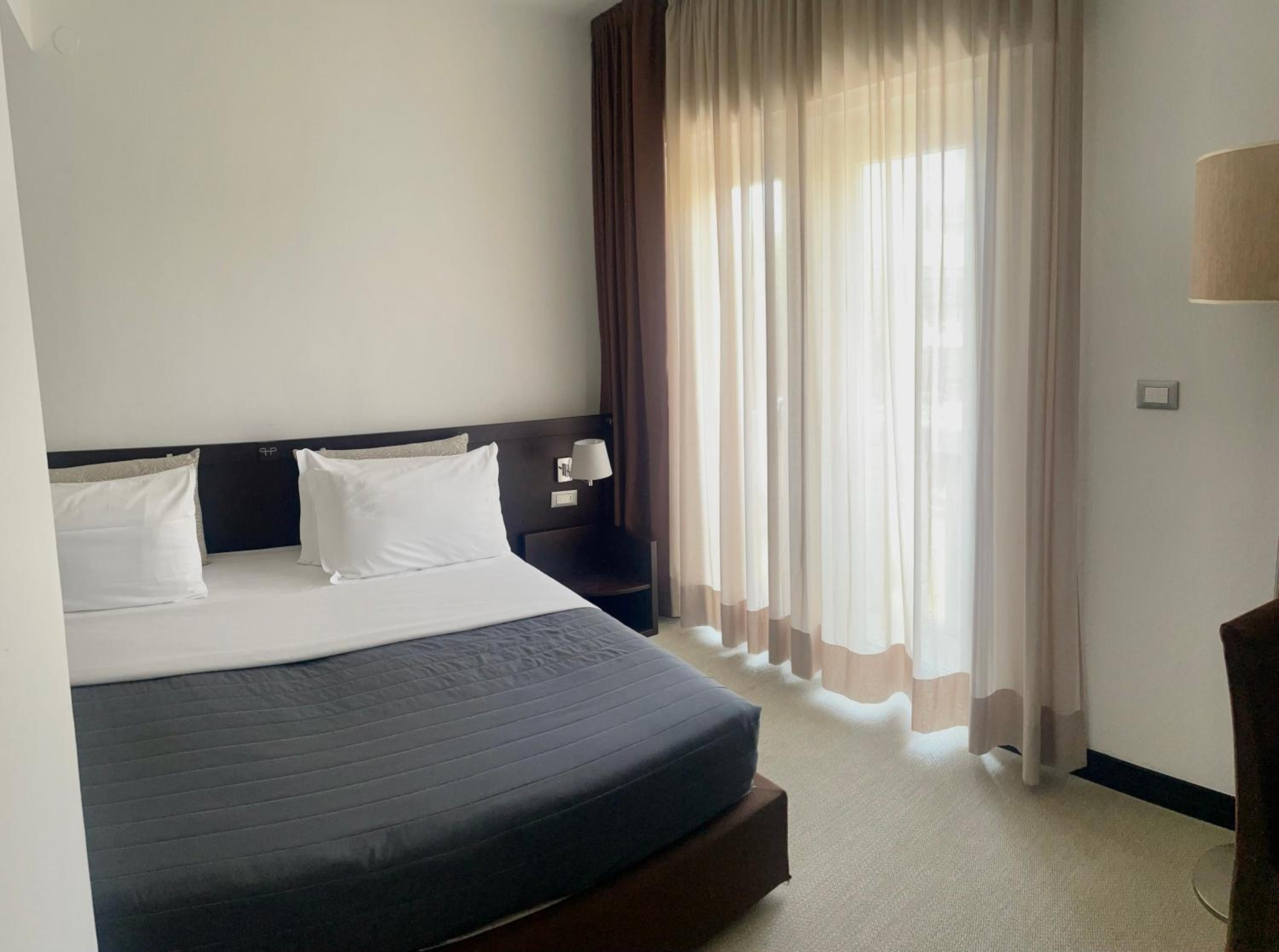 Classic Double or Twin Room - Photo 2