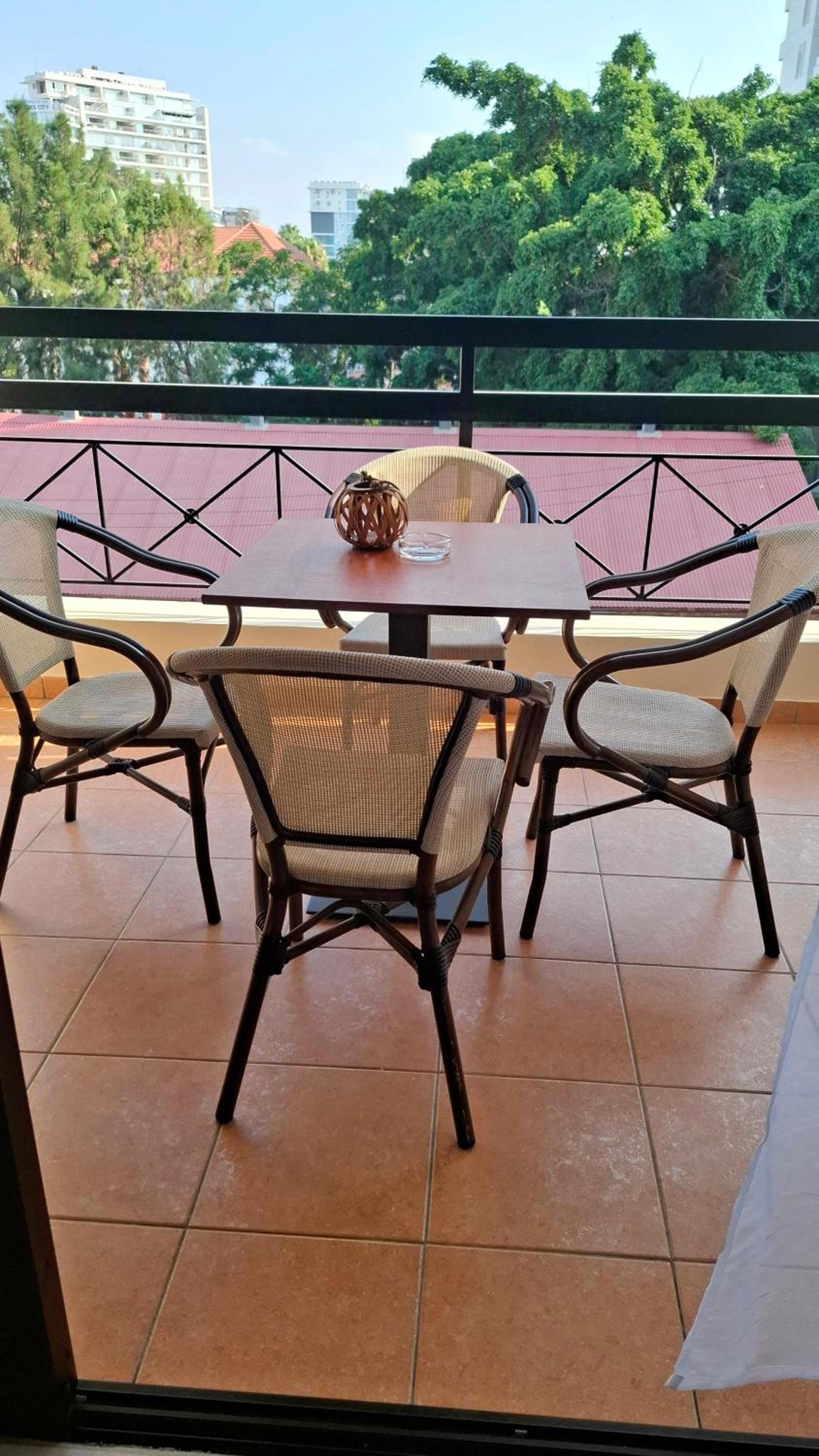 One-Bedroom Apartment with Balcony photo 2
