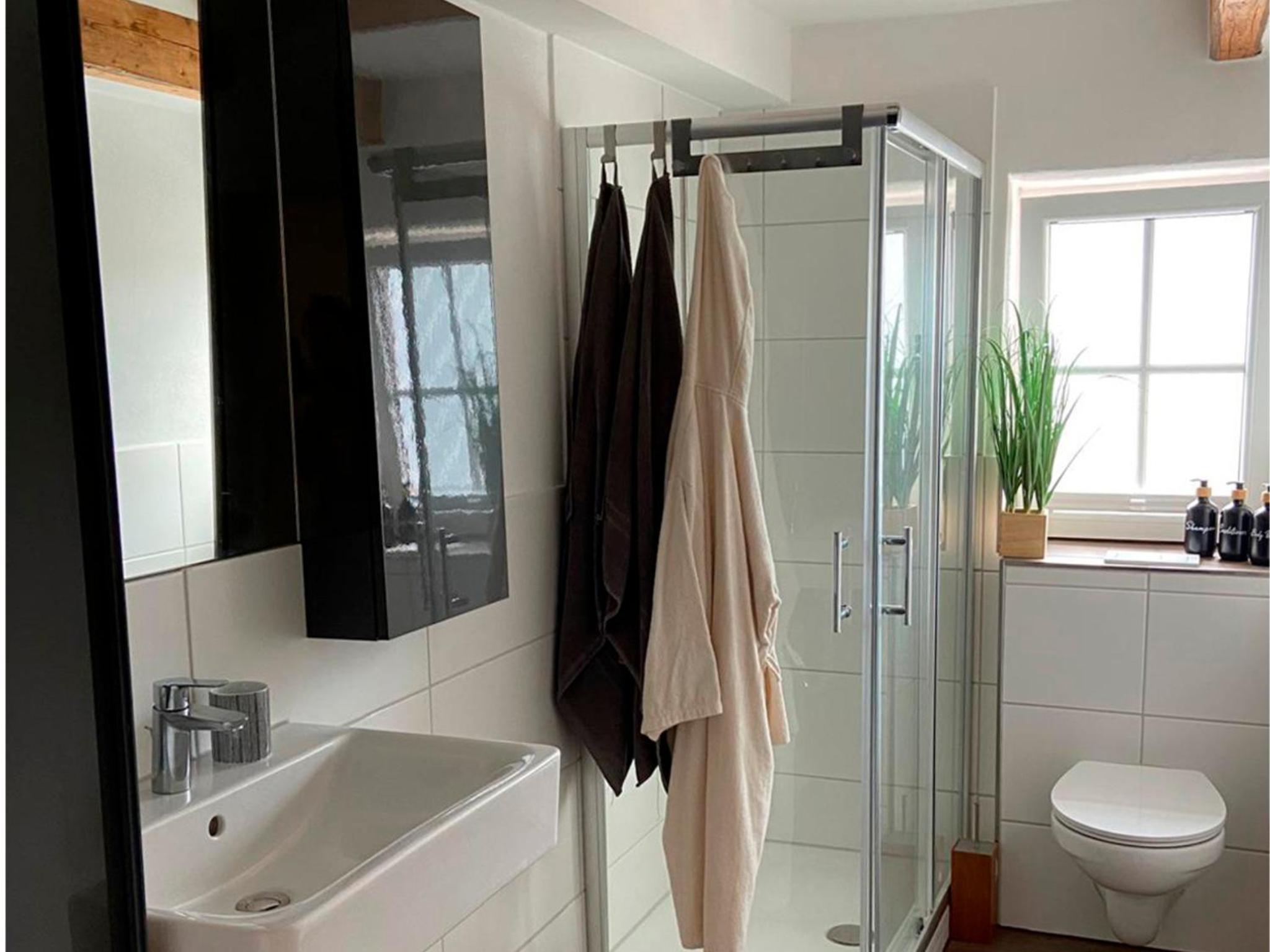One-Bedroom Apartment with Balcony photo 2