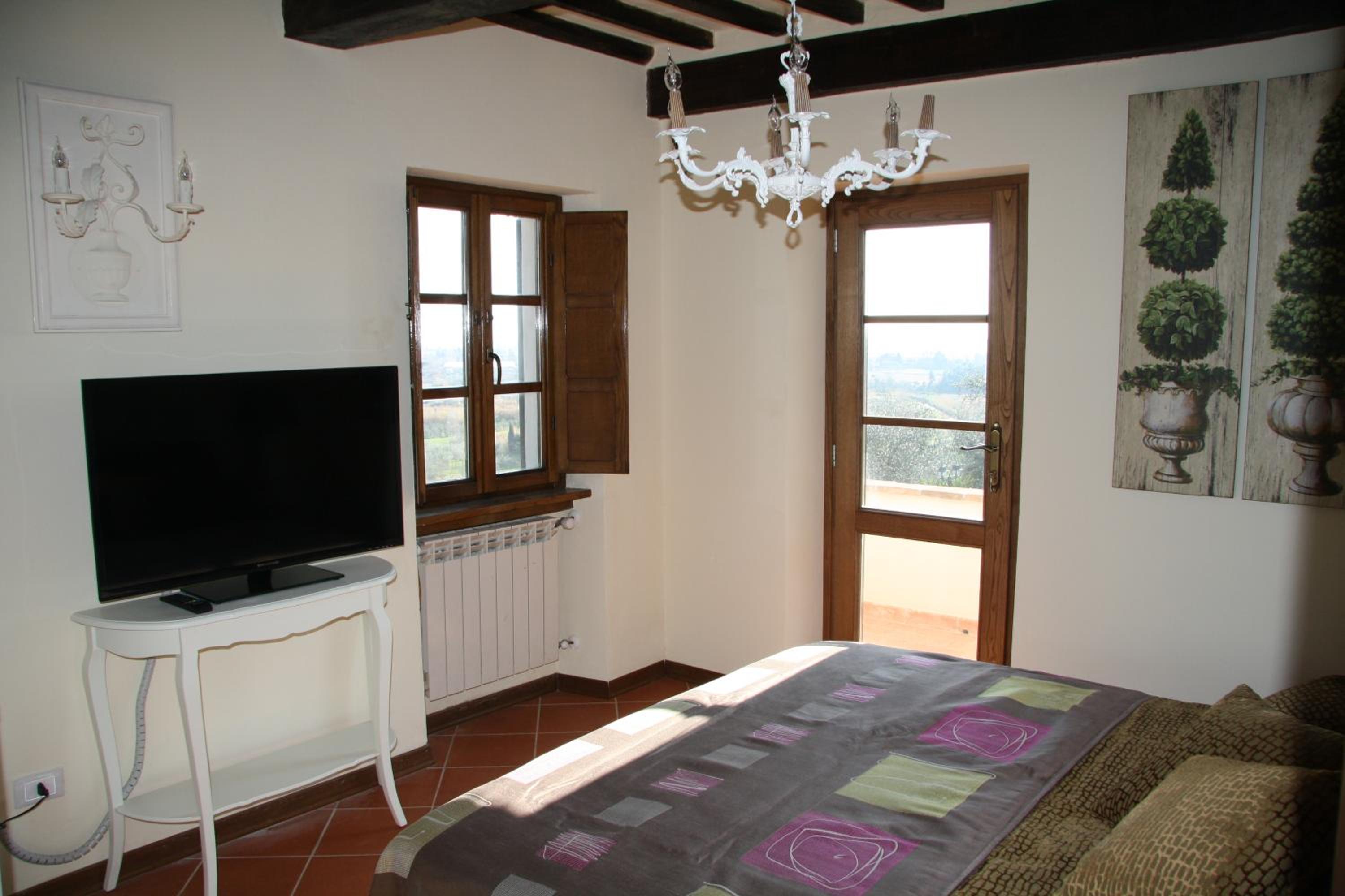 Two-Bedroom Apartment with Pool View (4 Adults) photo 1