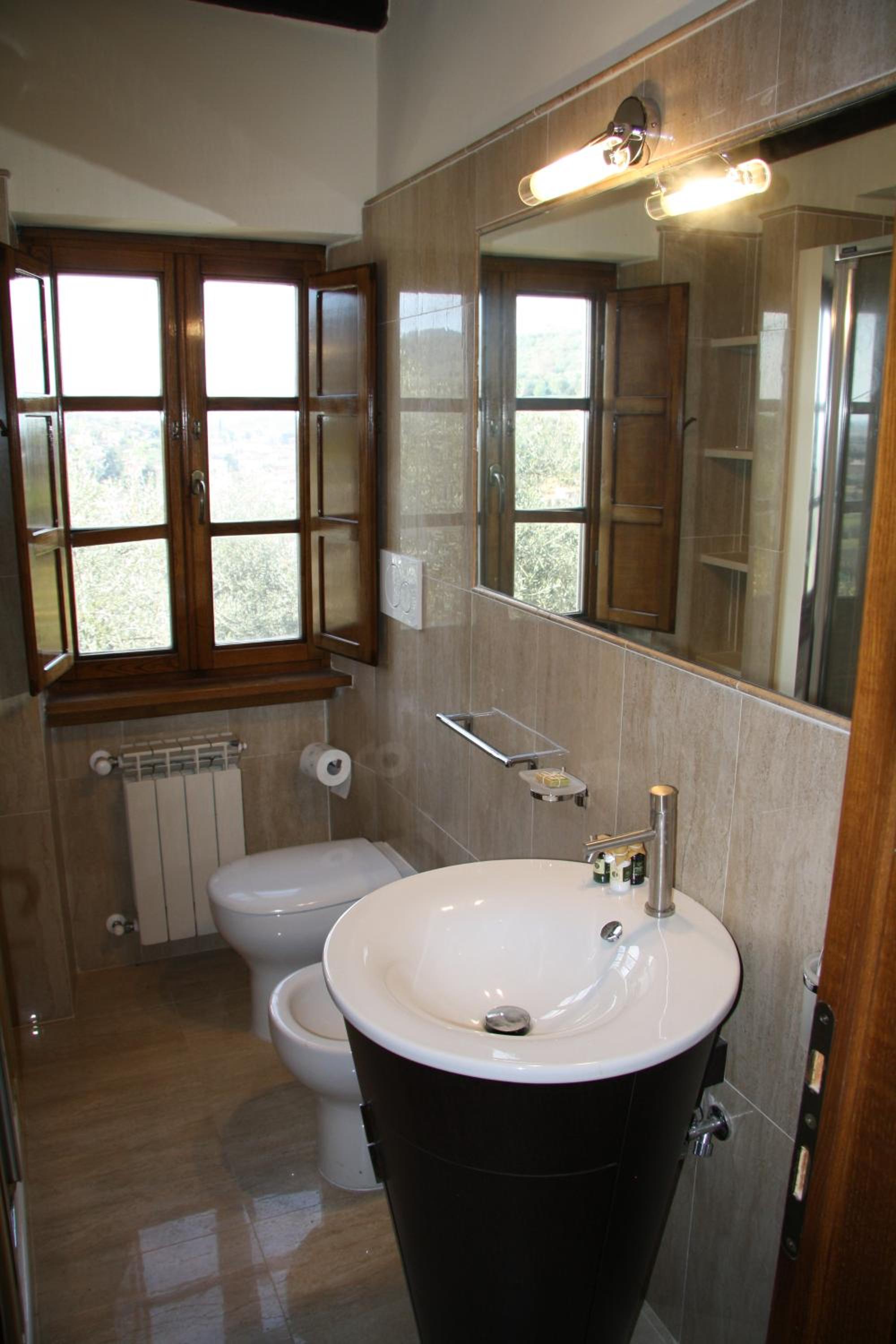 Two-Bedroom Apartment with Pool View (4 Adults) photo 2