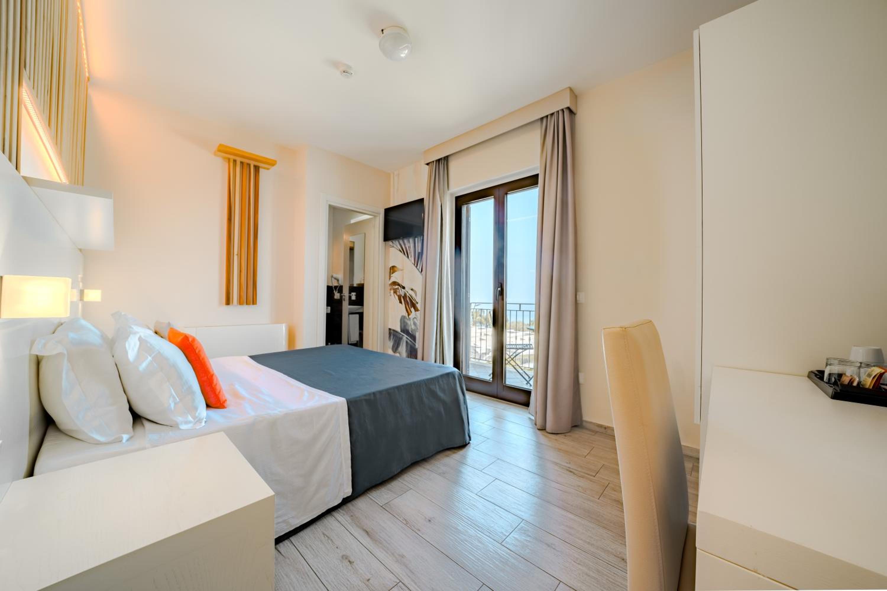 Double Room with Sea View
