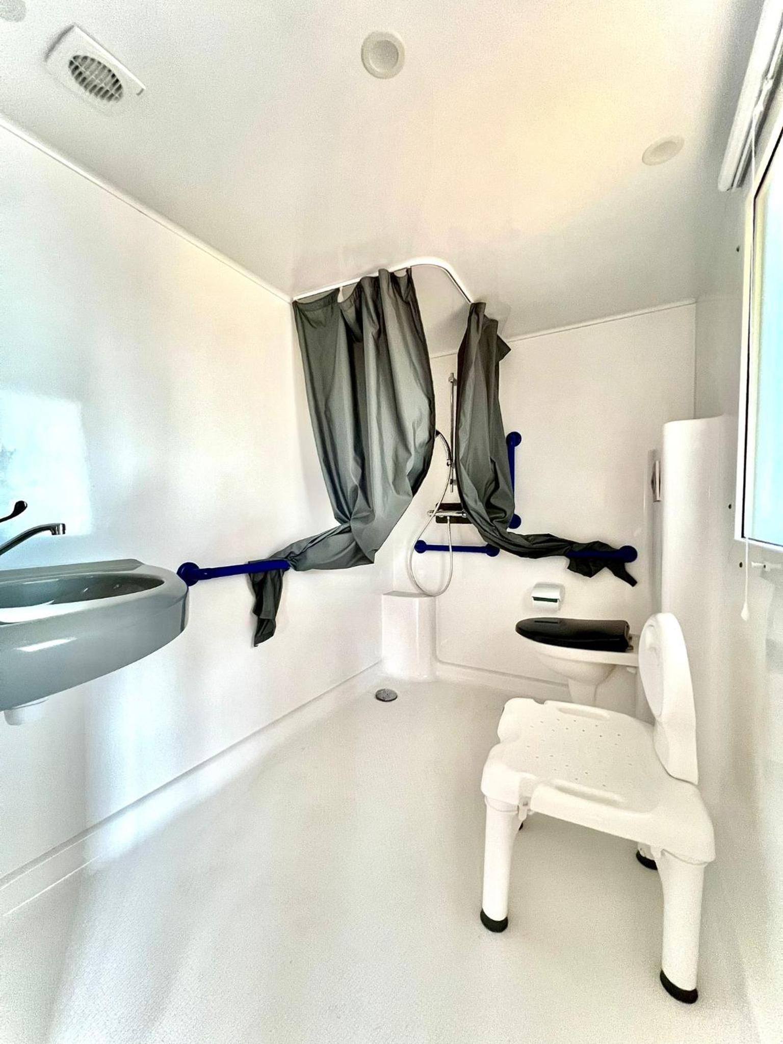 Mobile Home photo 2