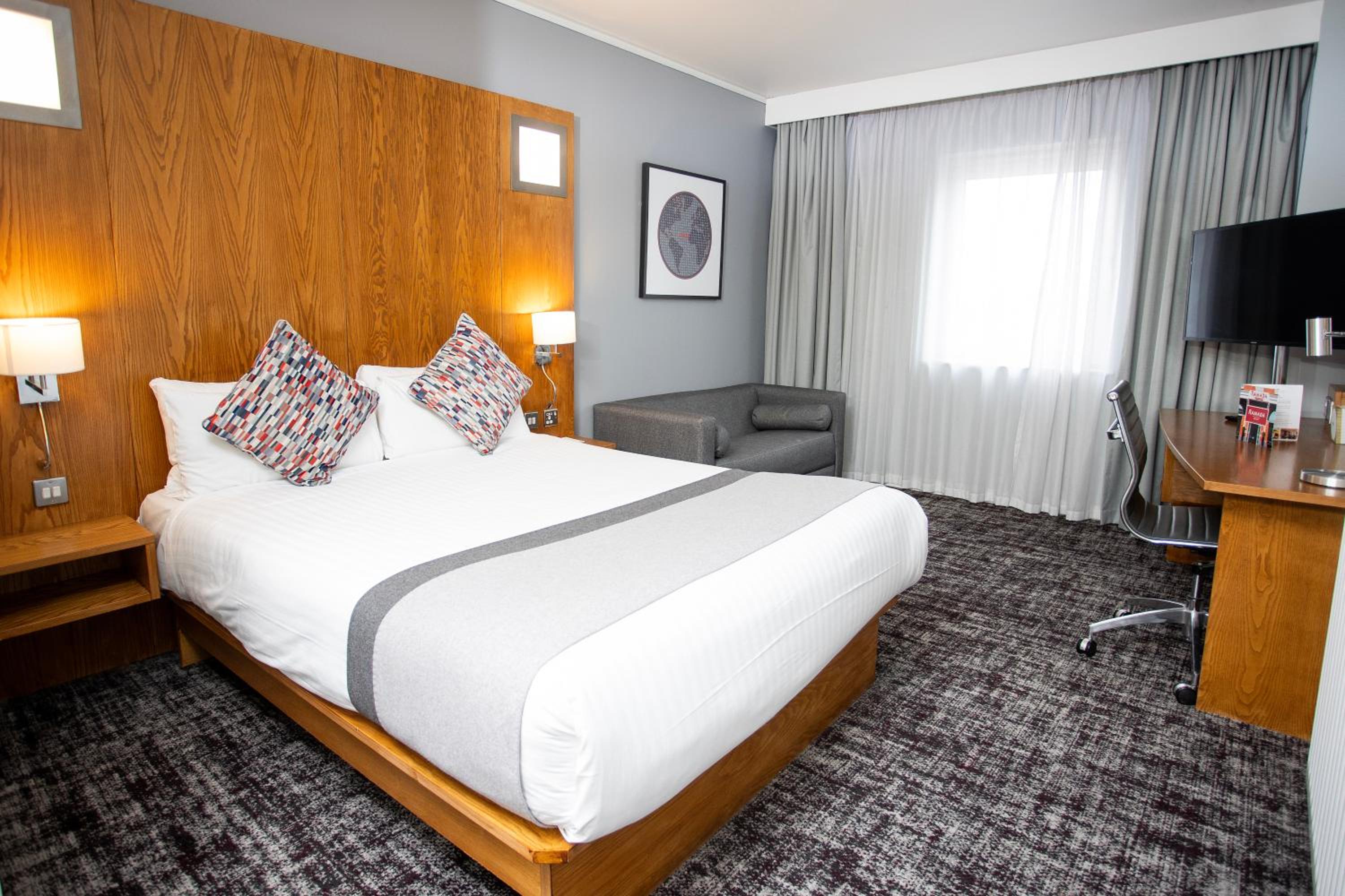 Executive King Room - Photo 1