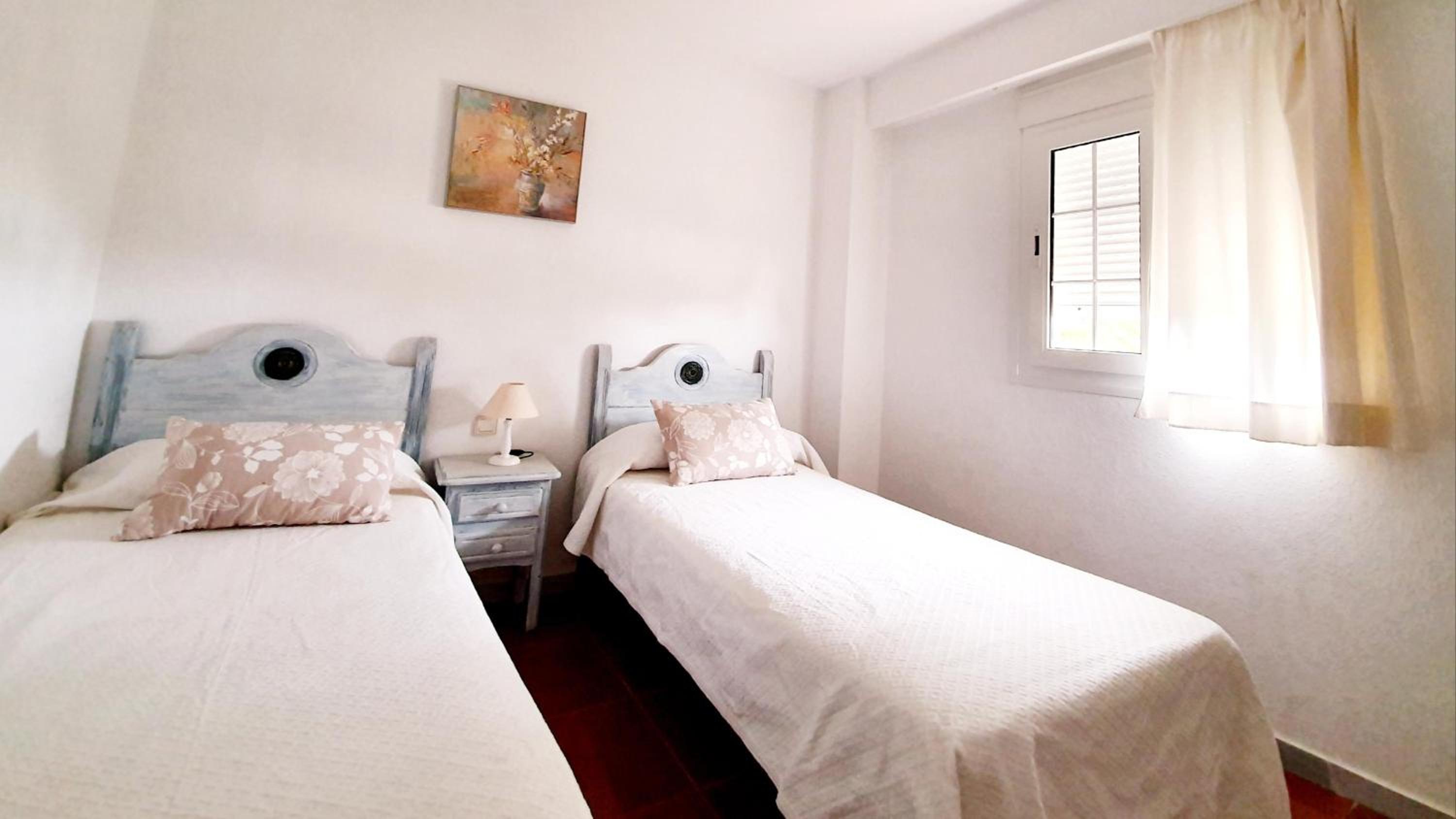 Three-Bedroom Apartment with Water View photo 2