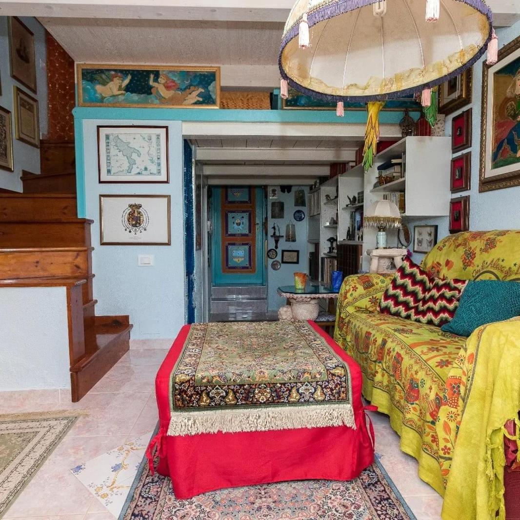 One-Bedroom House photo 1
