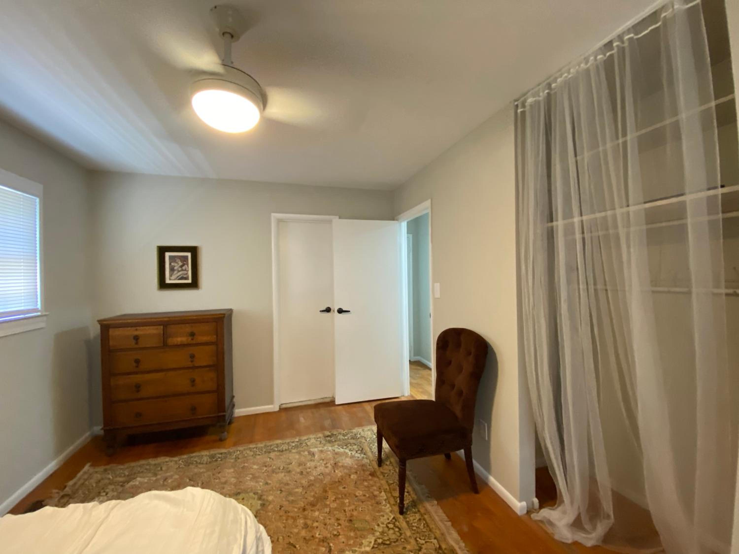 Three-Bedroom House photo 1