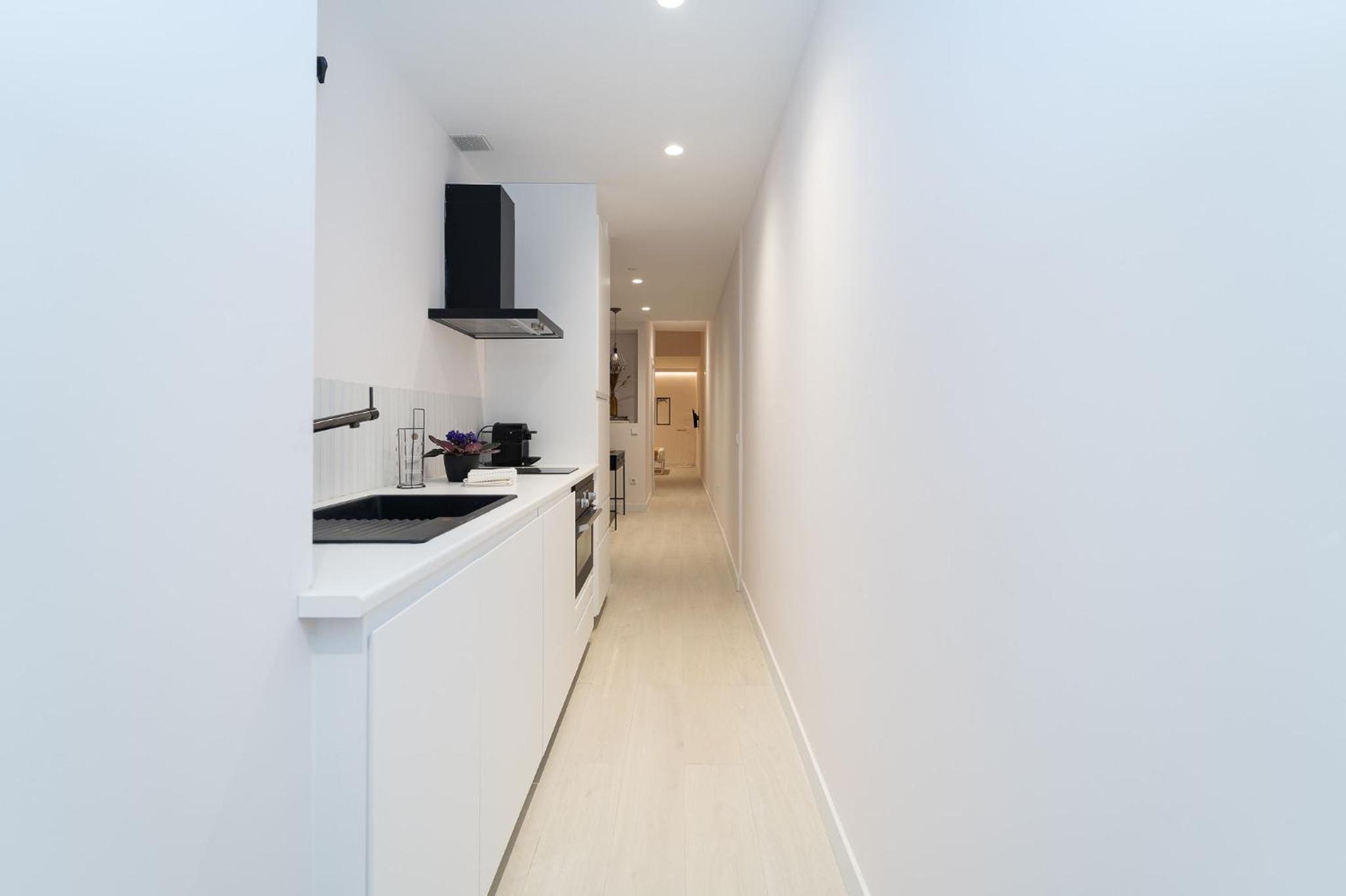 One-Bedroom Apartment photo 2
