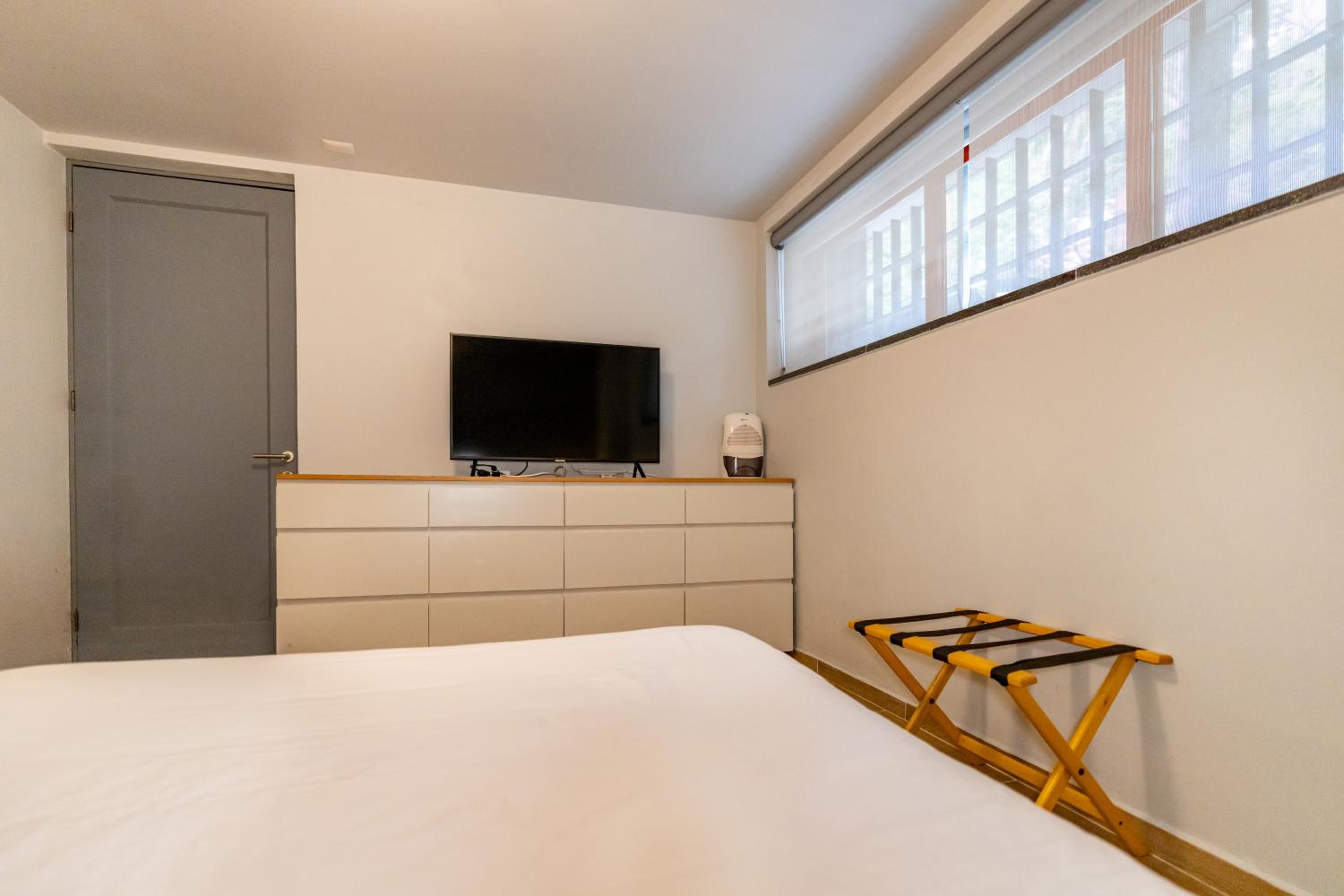 Two-Bedroom Standard Apartment photo 1