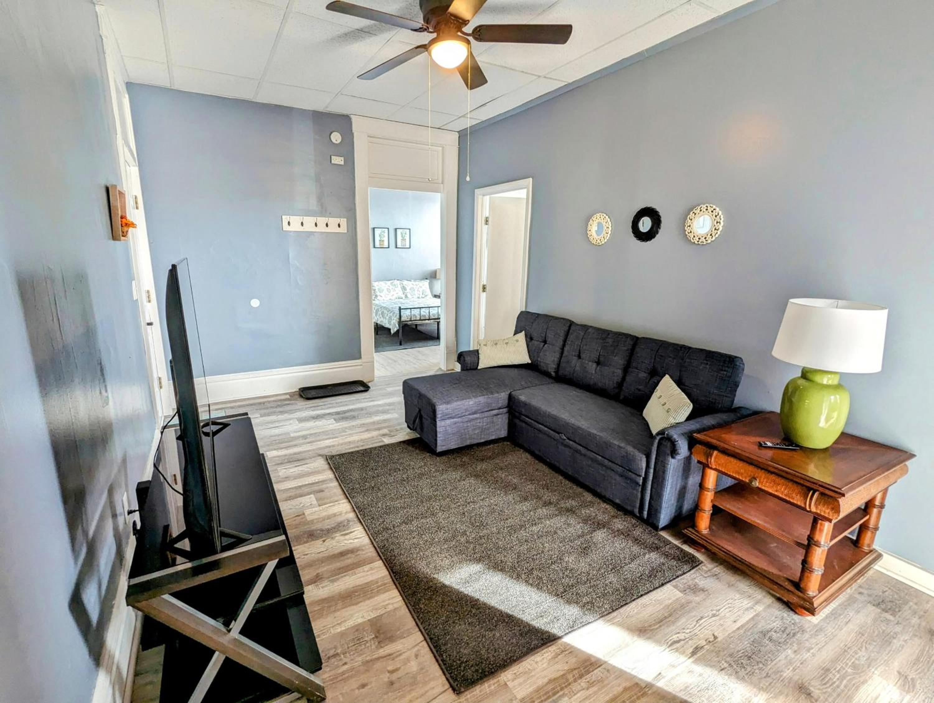 Two-Bedroom Standard Apartment photo 1