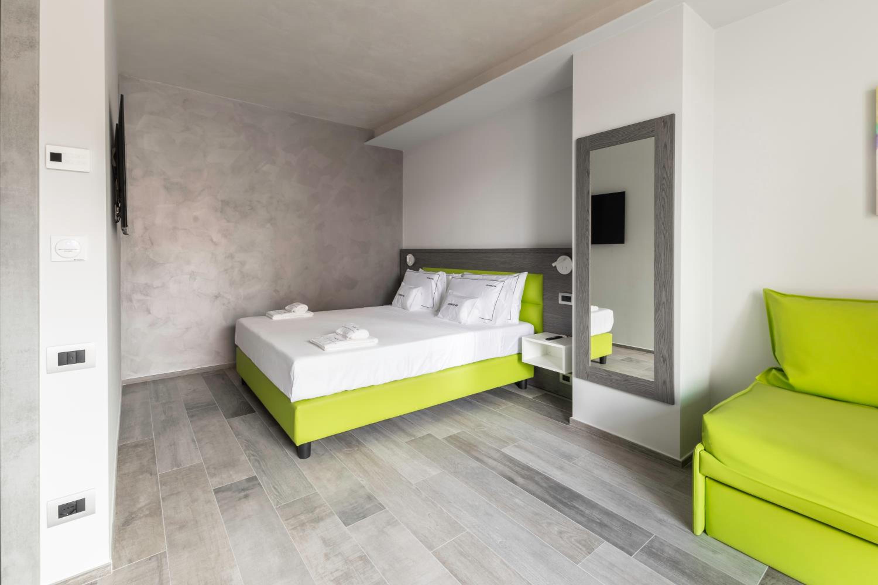 Premium Quadruple Room