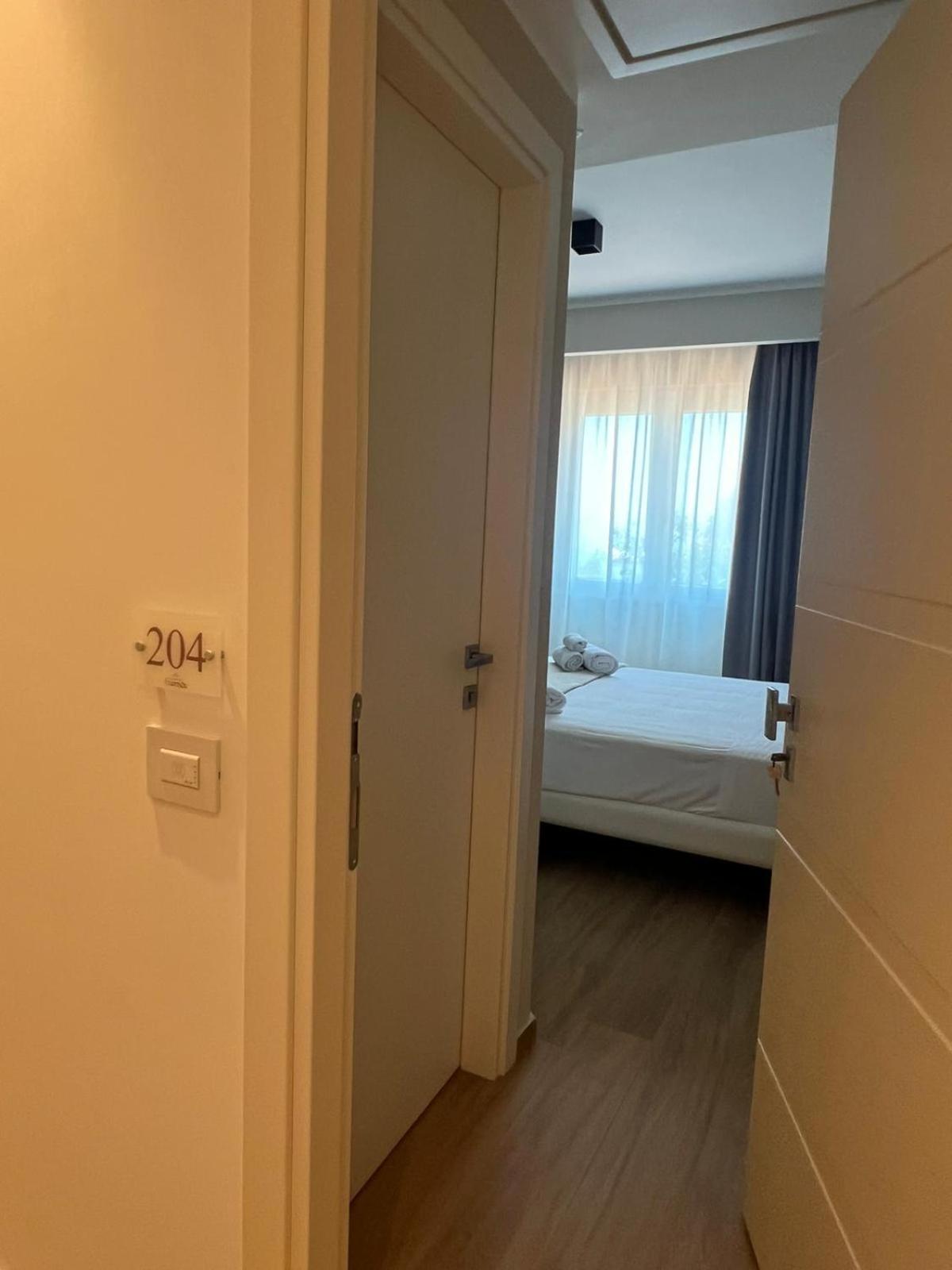 Standard Double Room photo 3
