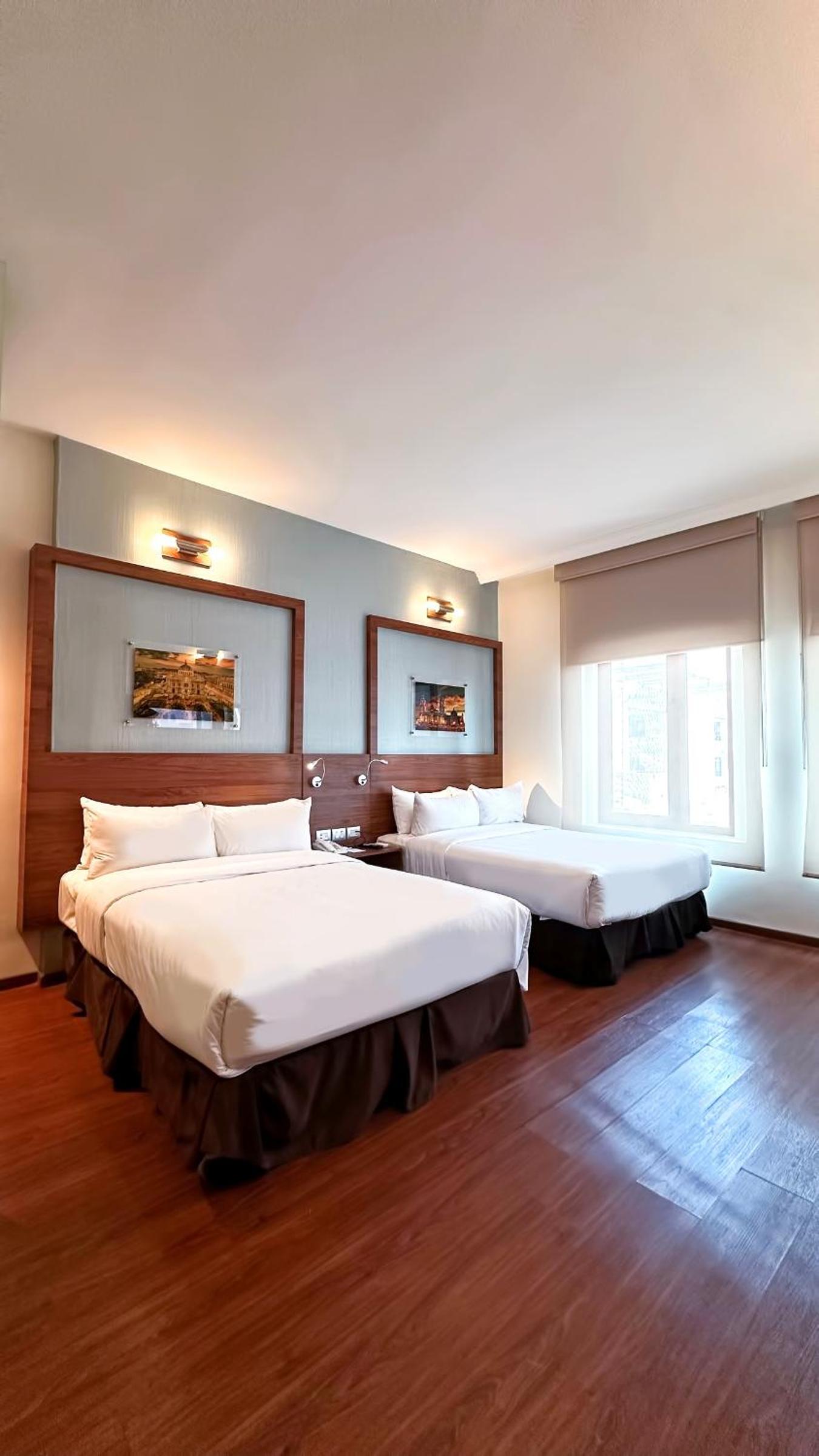 Standard Double Room with Two Double Beds - Photo 6