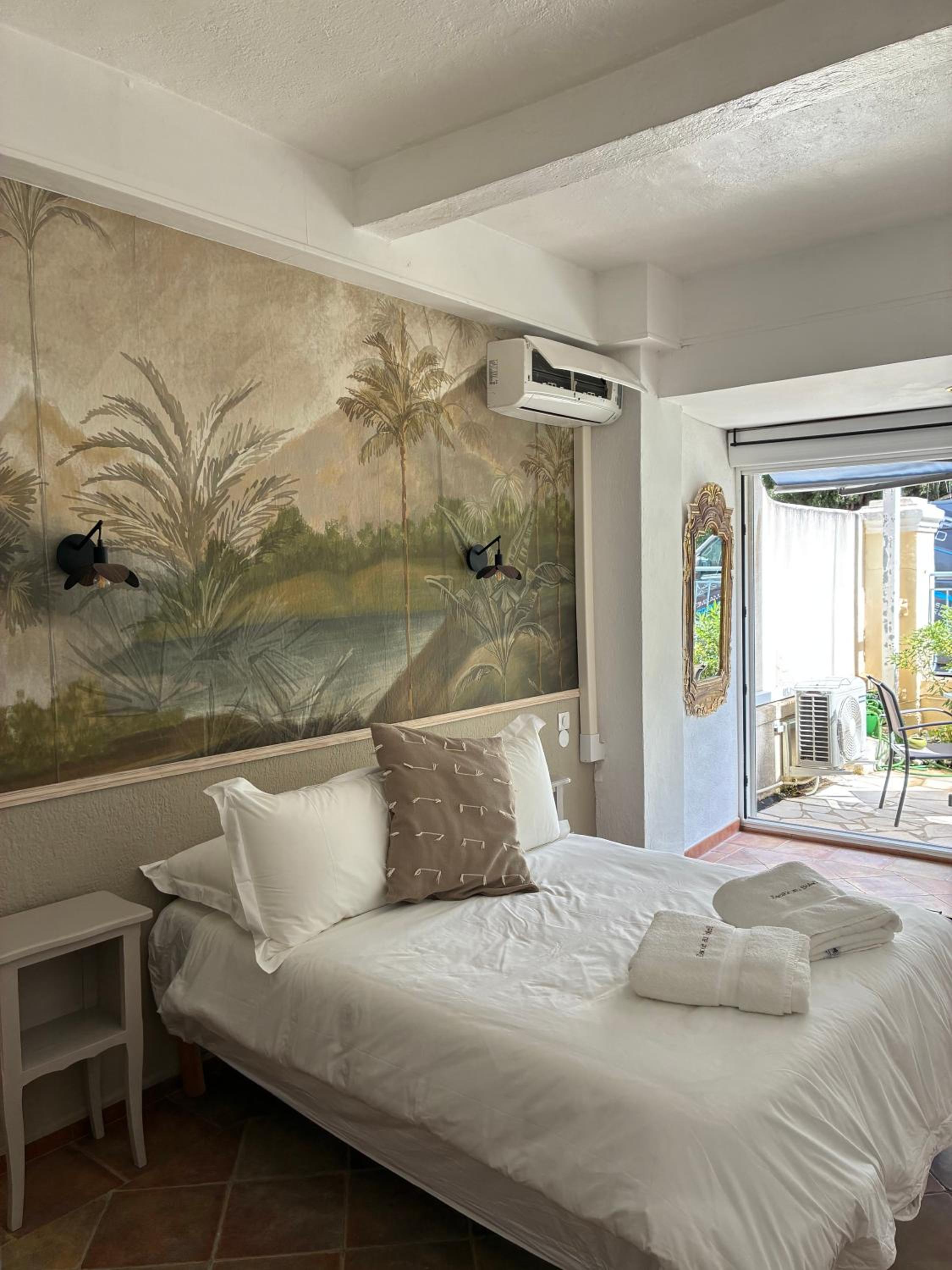Triple Room with Terrace