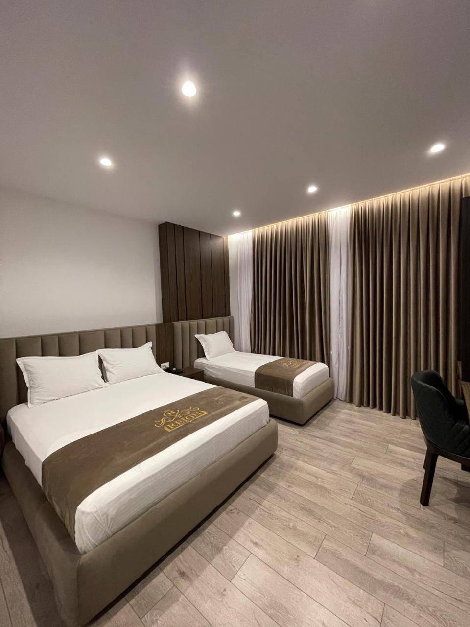 Triple Room photo 2