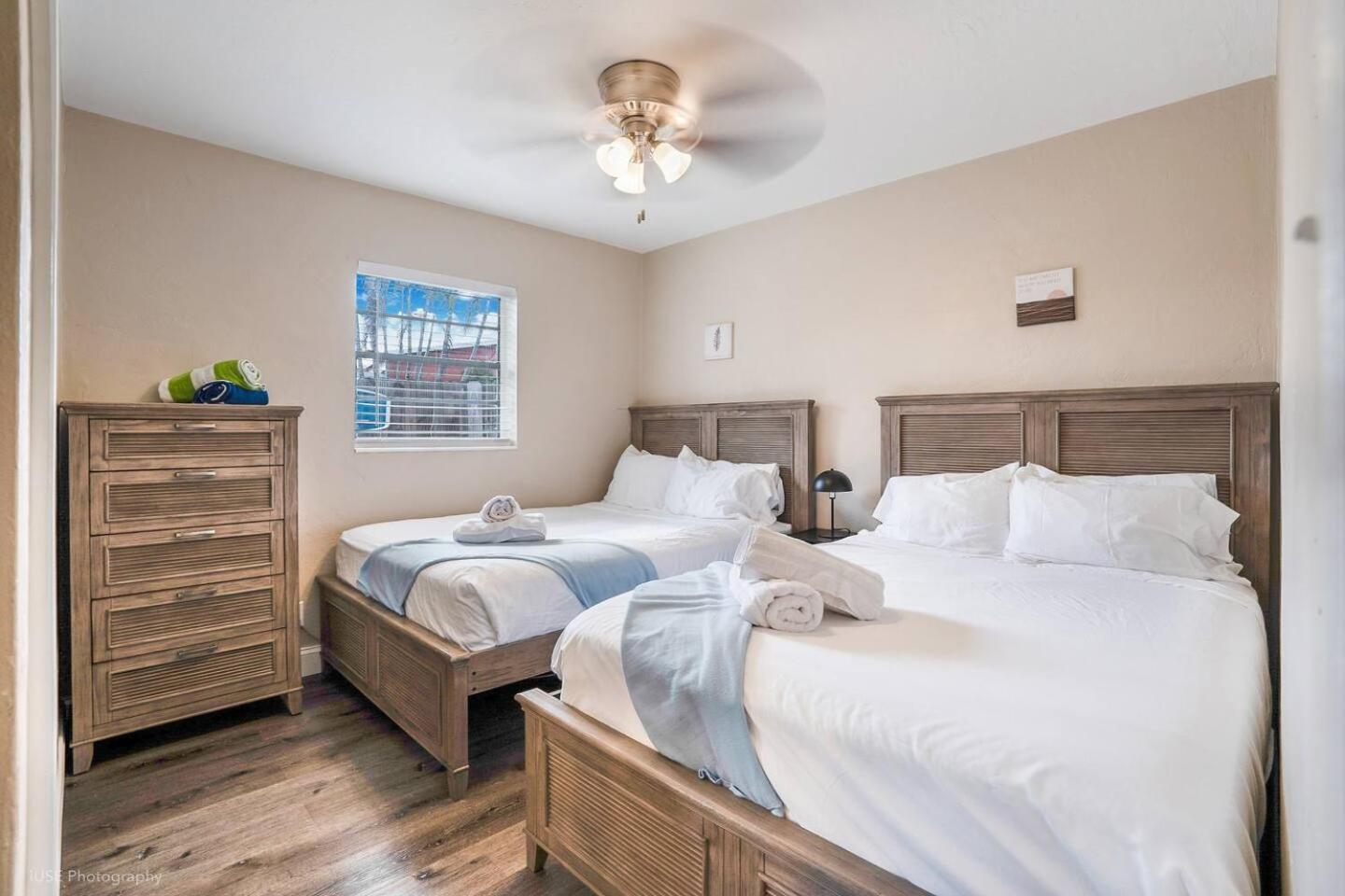 Four-Bedroom Deluxe Home - Oceanfront photo 3