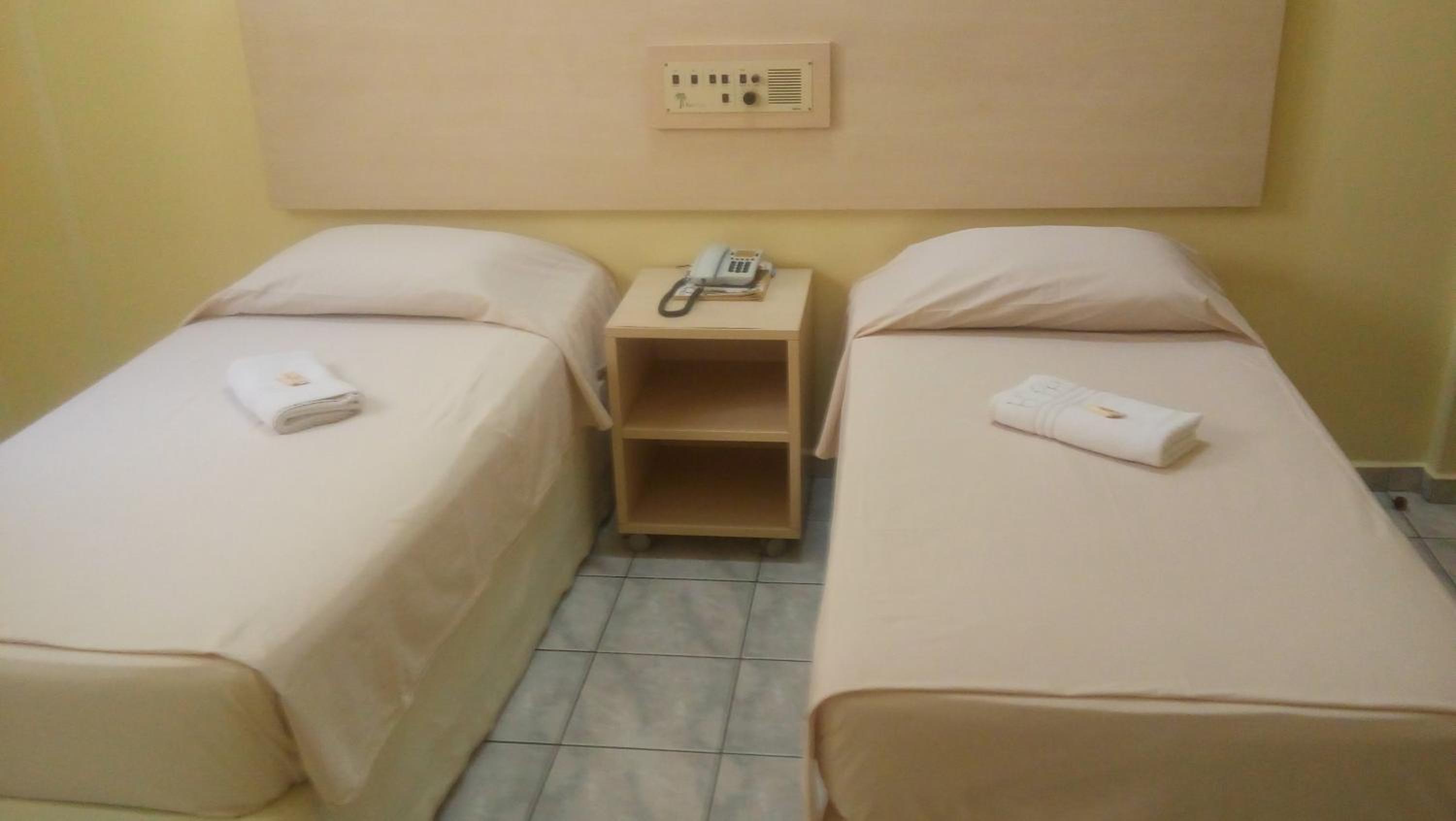 Standard Single Room photo 2
