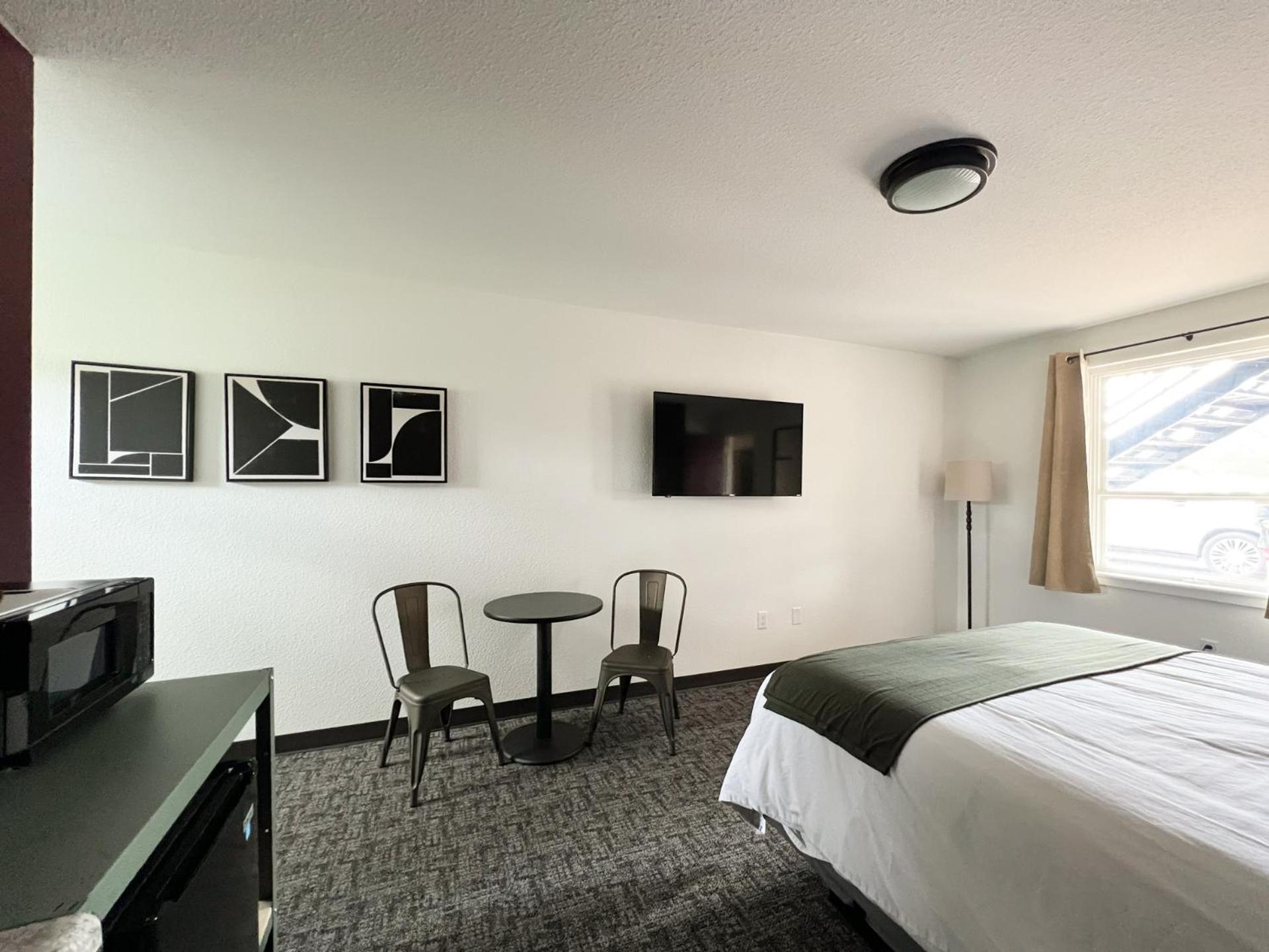 Deluxe Queen Room photo 2