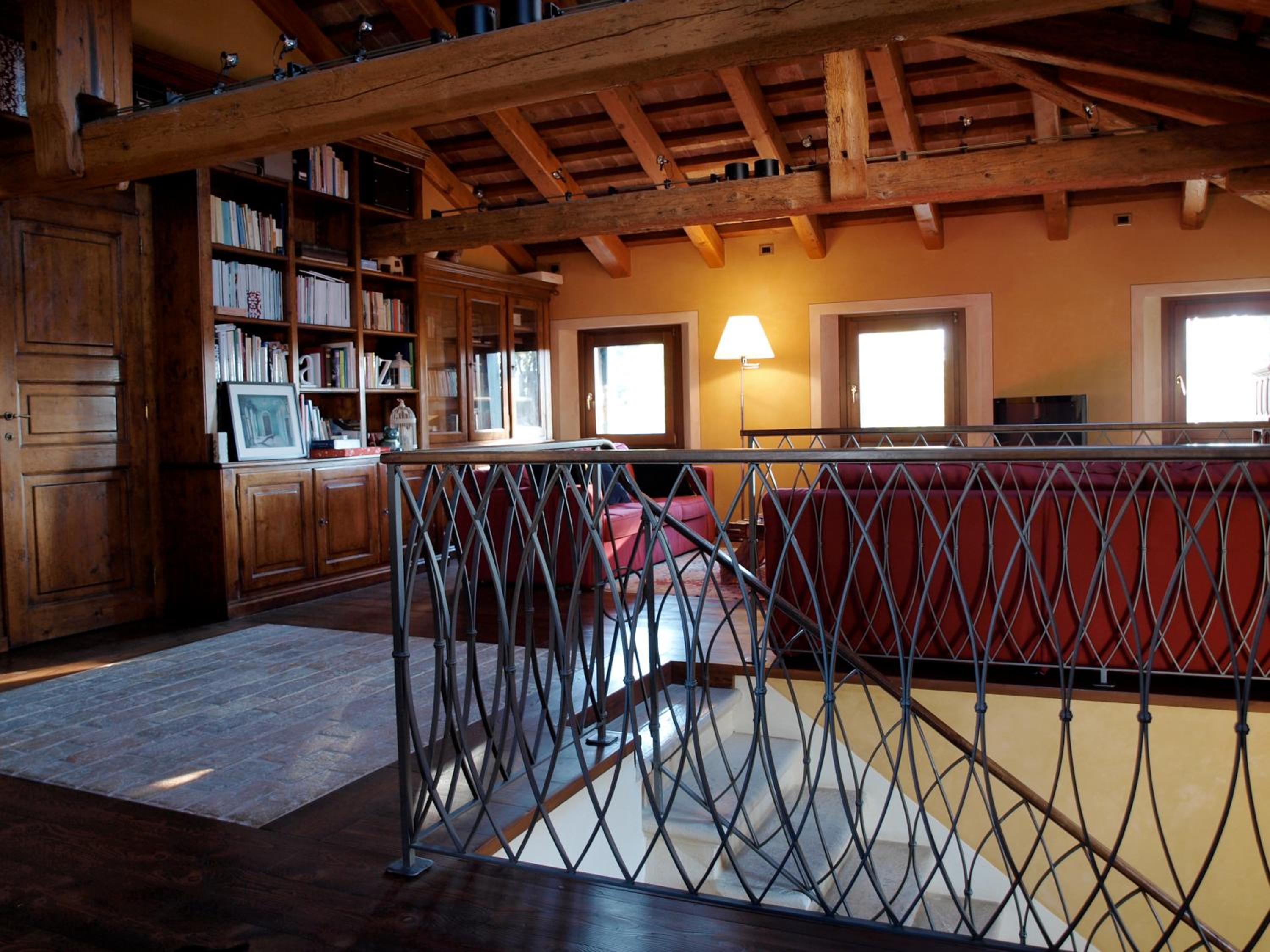 Suite - Photo 2