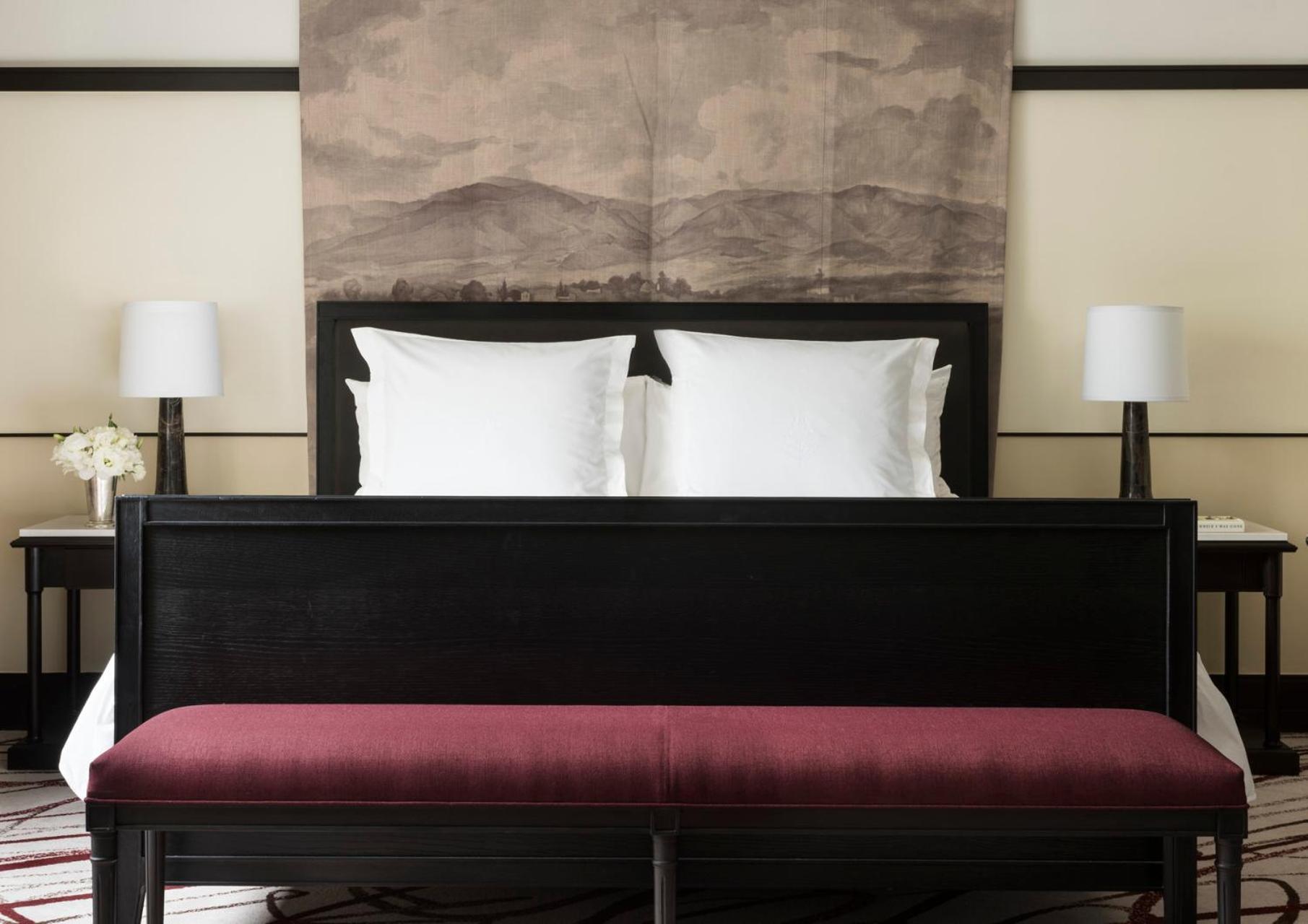 Deluxe King Room photo 3