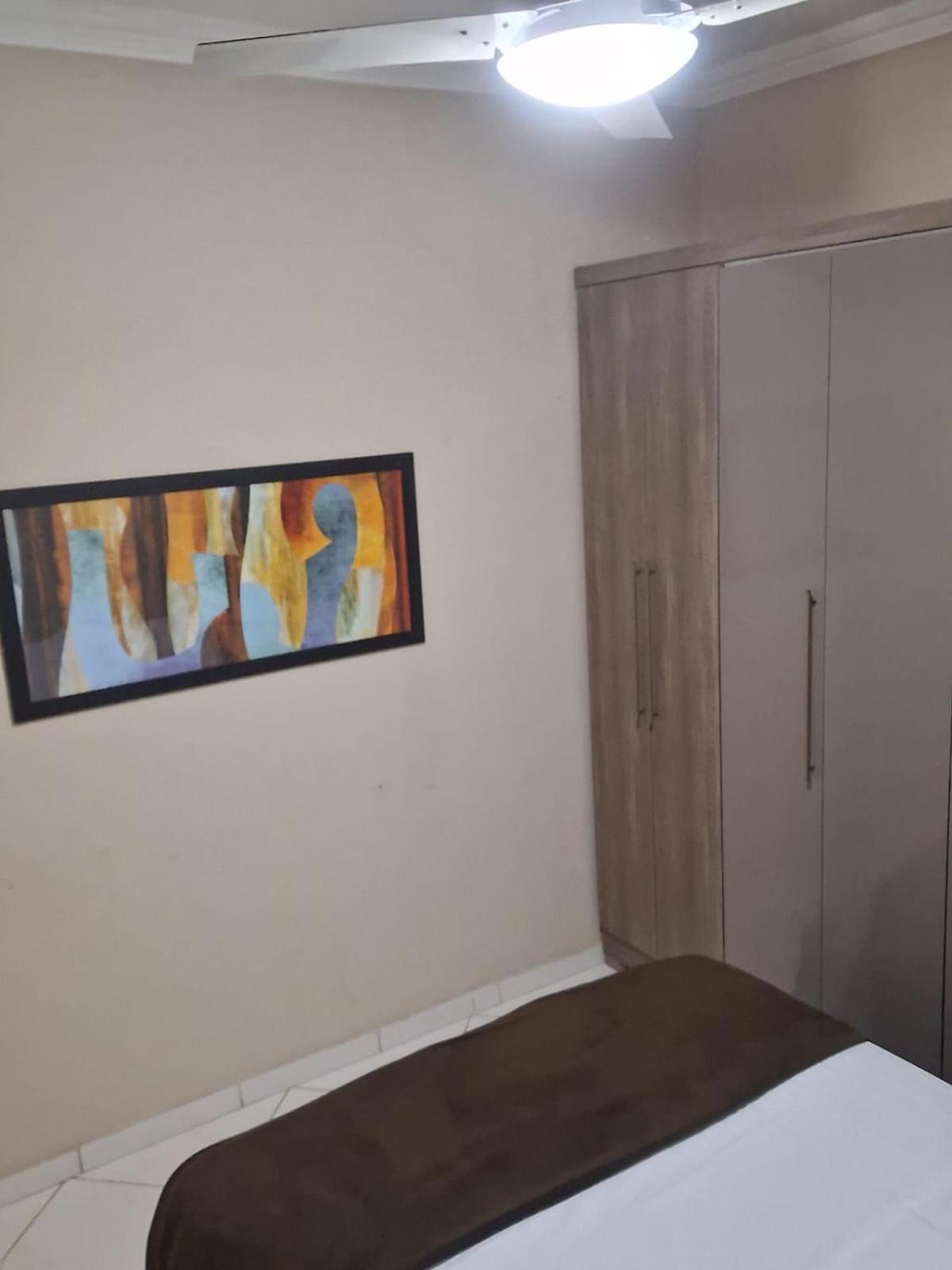 Four-Bedroom House photo 1