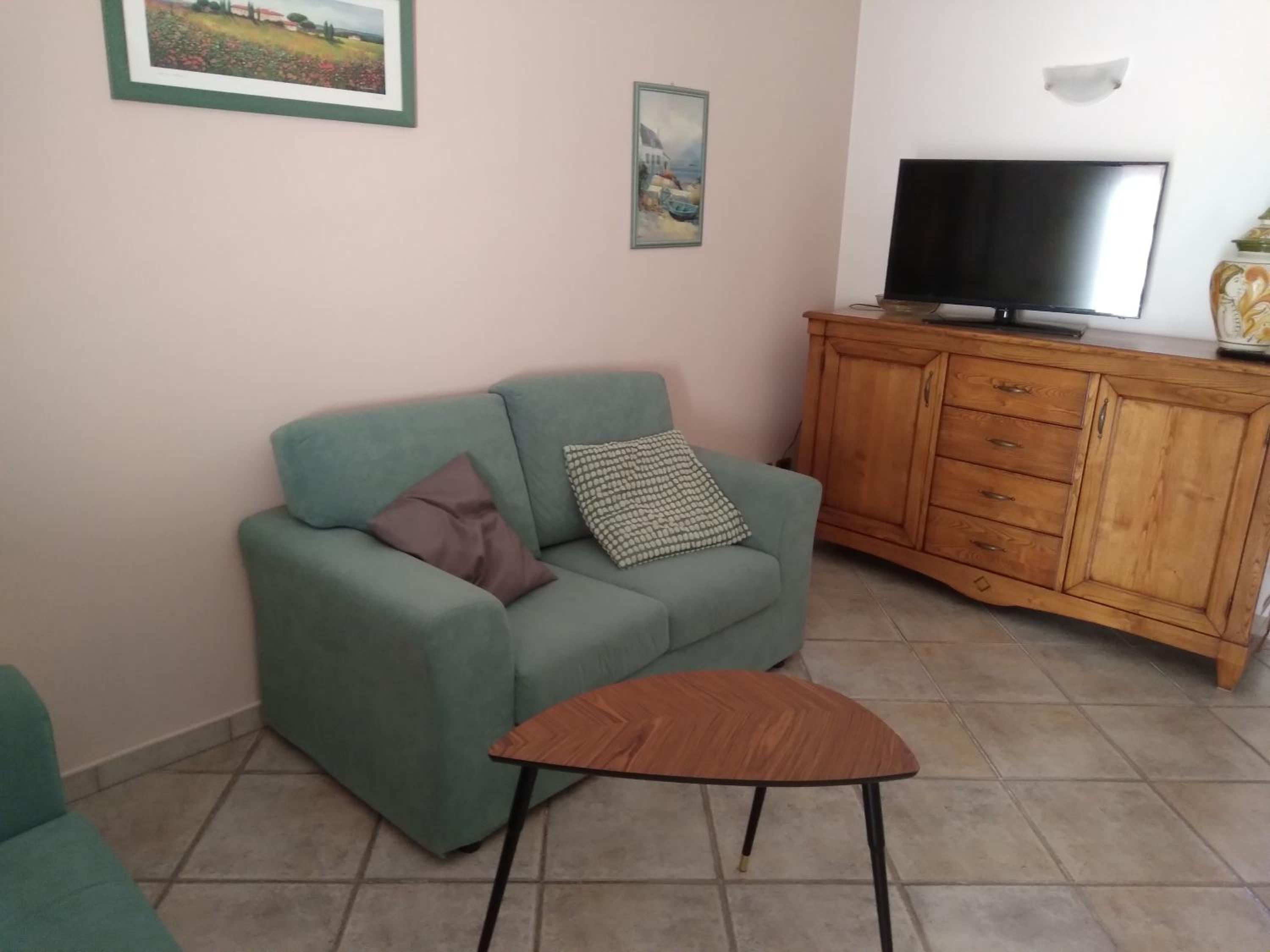 Two-Bedroom House photo 1
