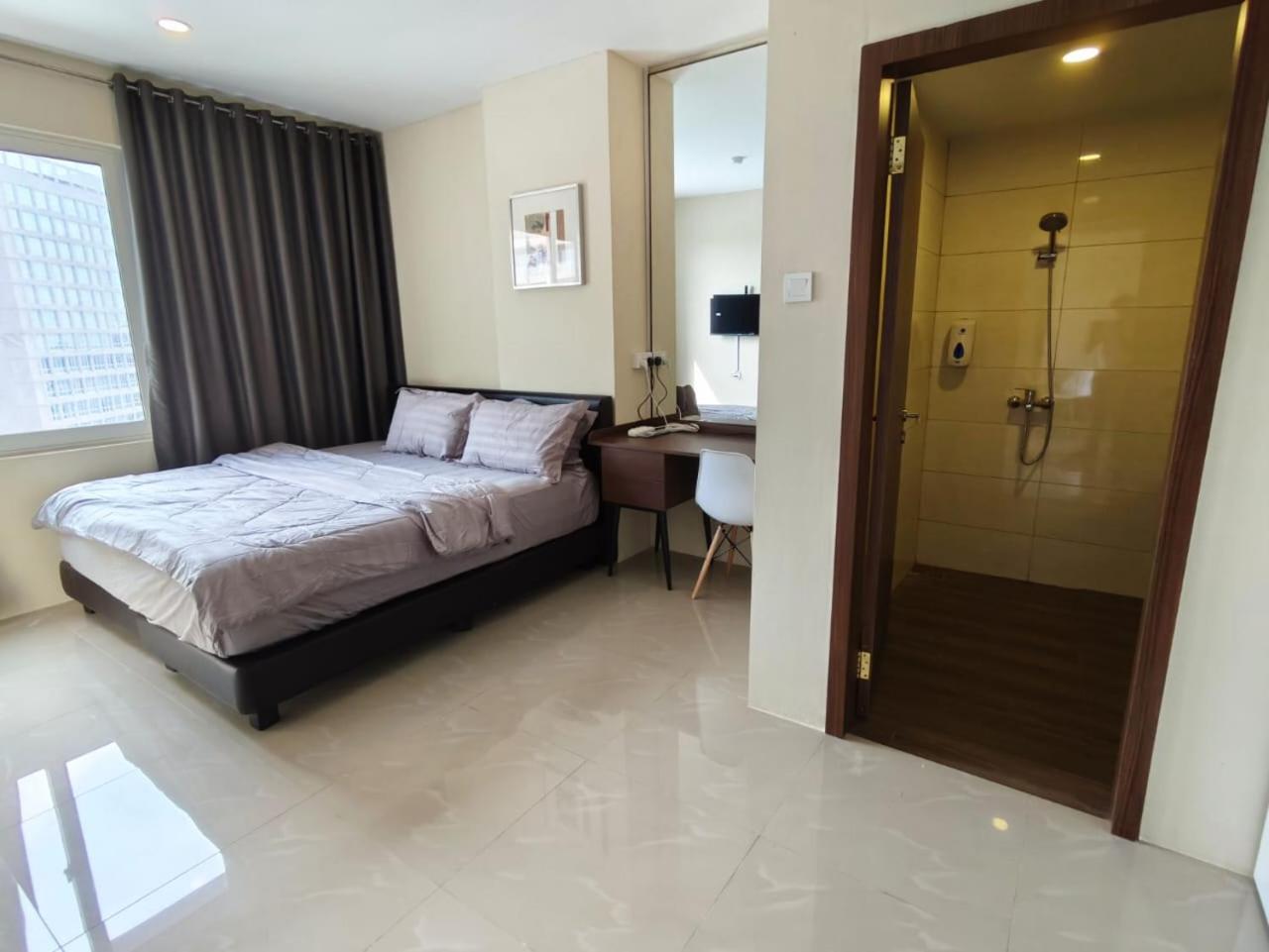 Two-Bedroom Apartment with Balcony photo 1