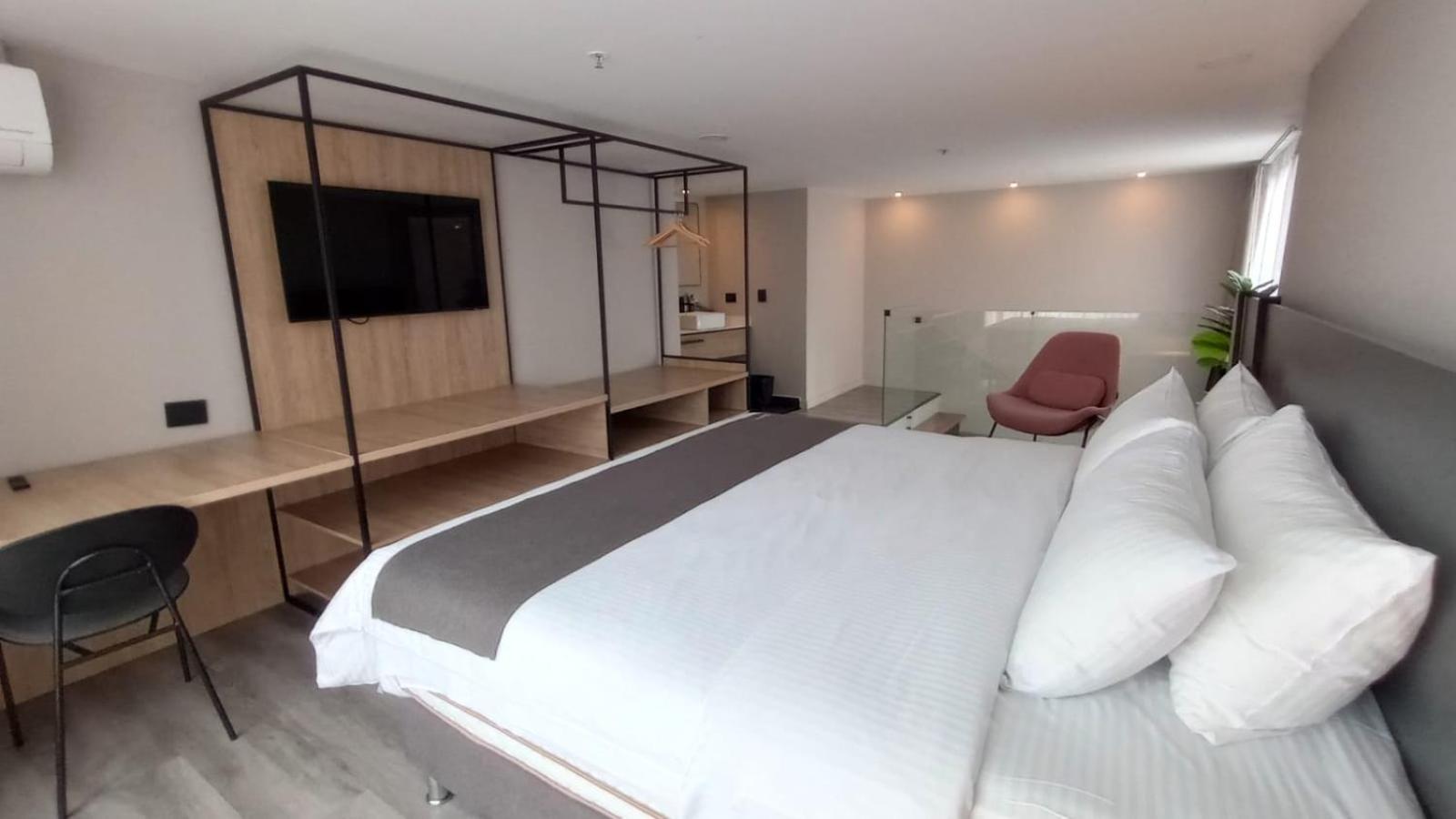 Deluxe Junior Suite