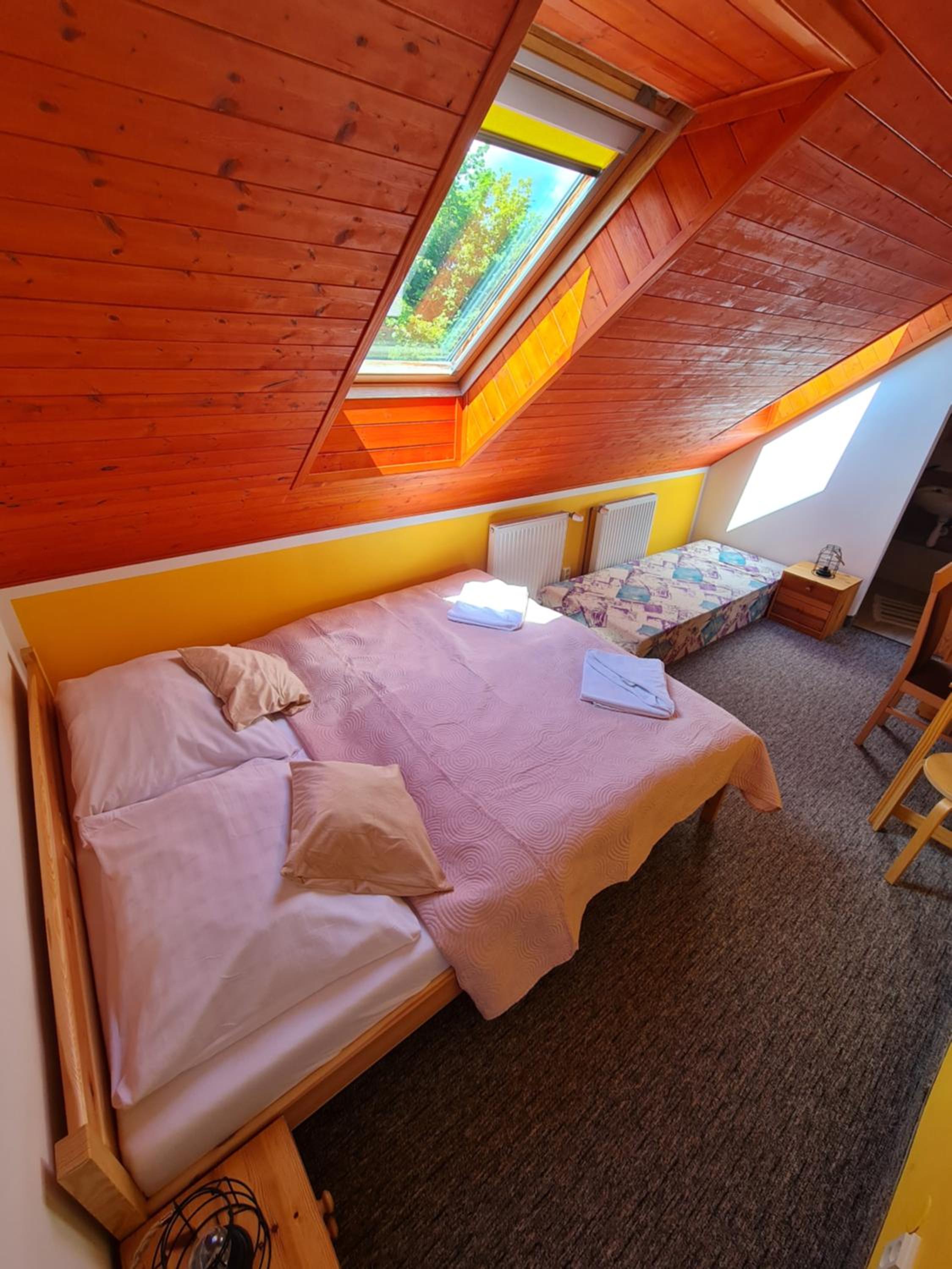 Triple Room with Private Bathroom photo 1