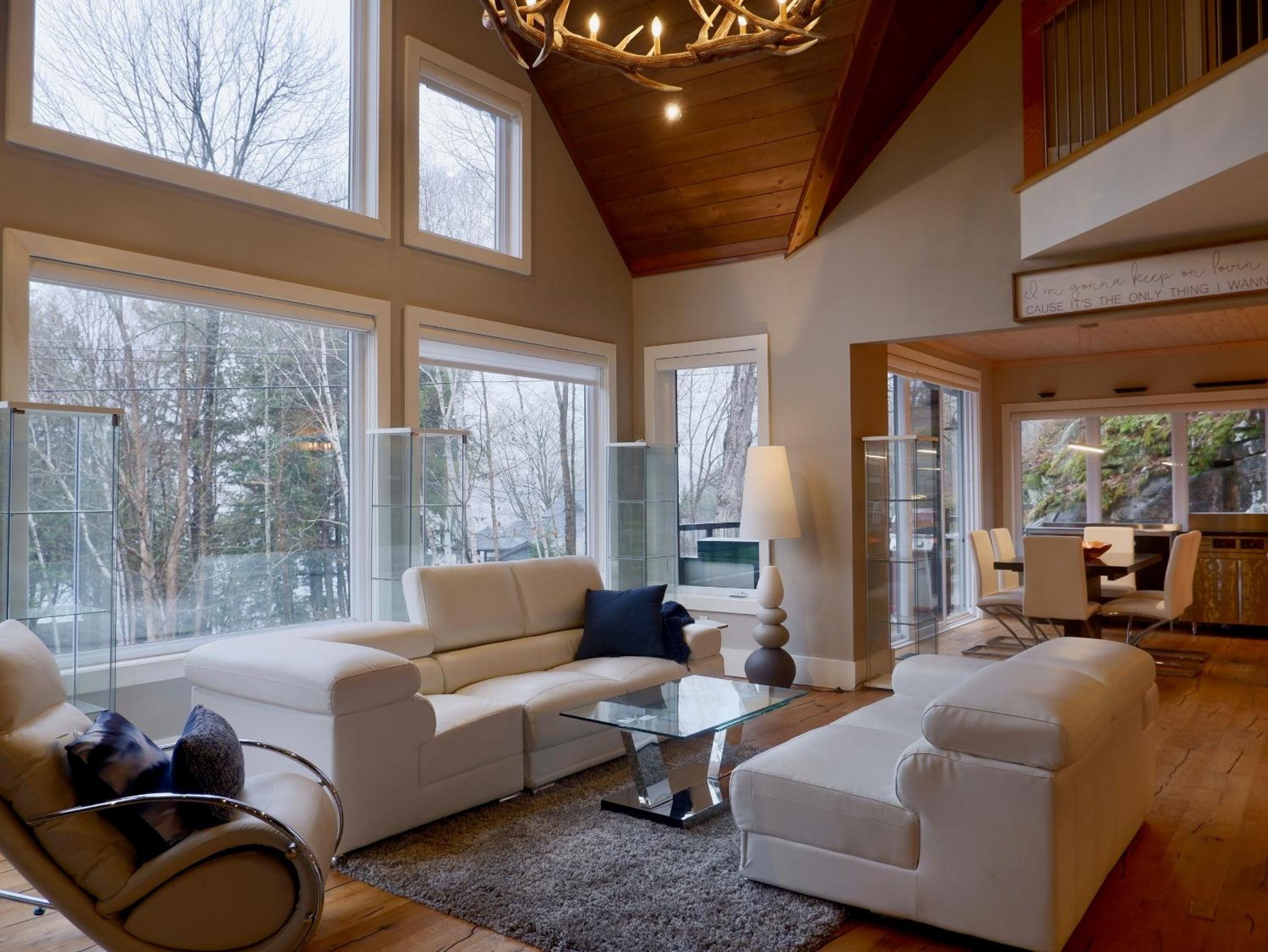 Four-Bedroom House photo 3