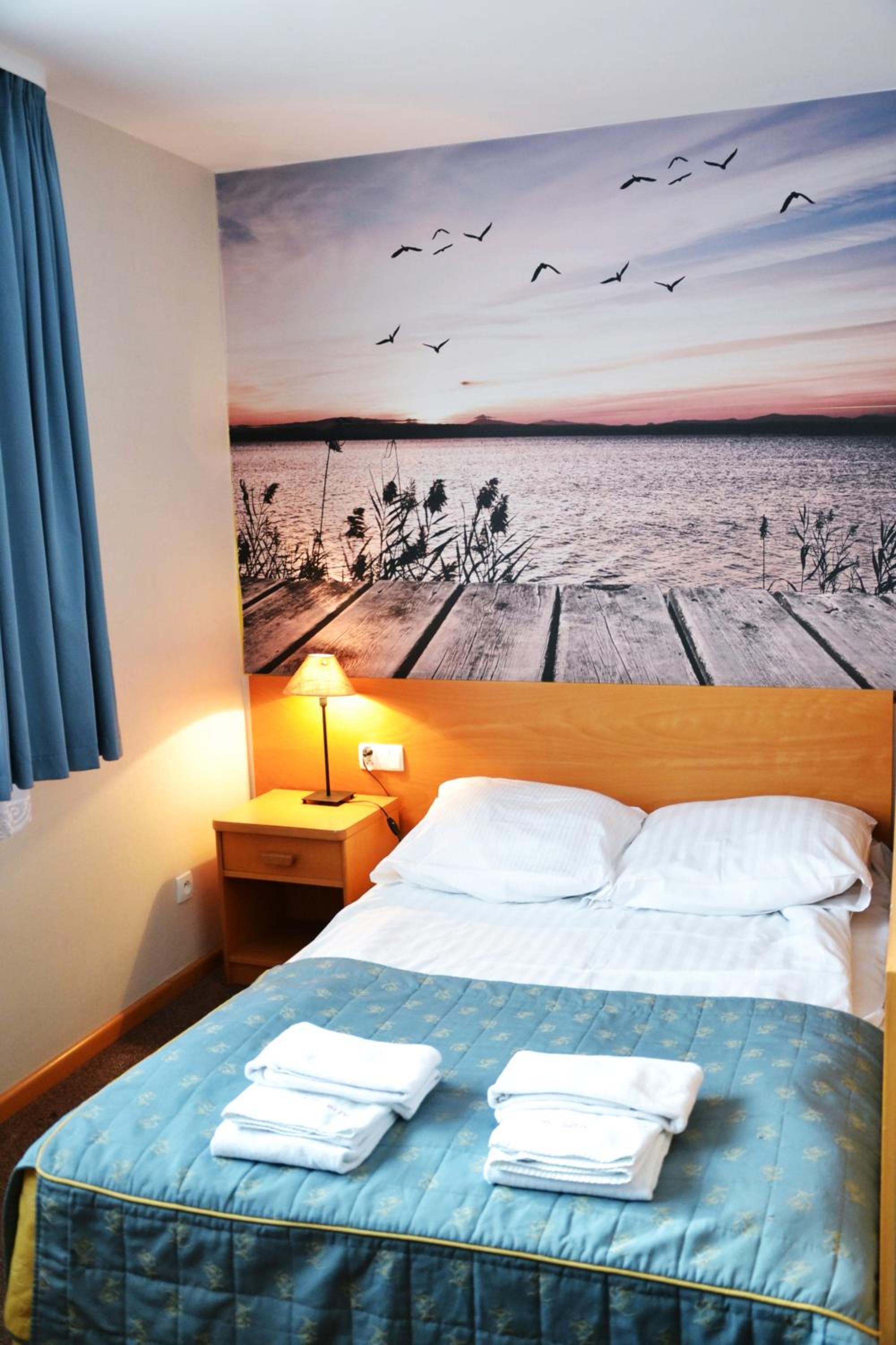 Double or Twin Room - Photo 24