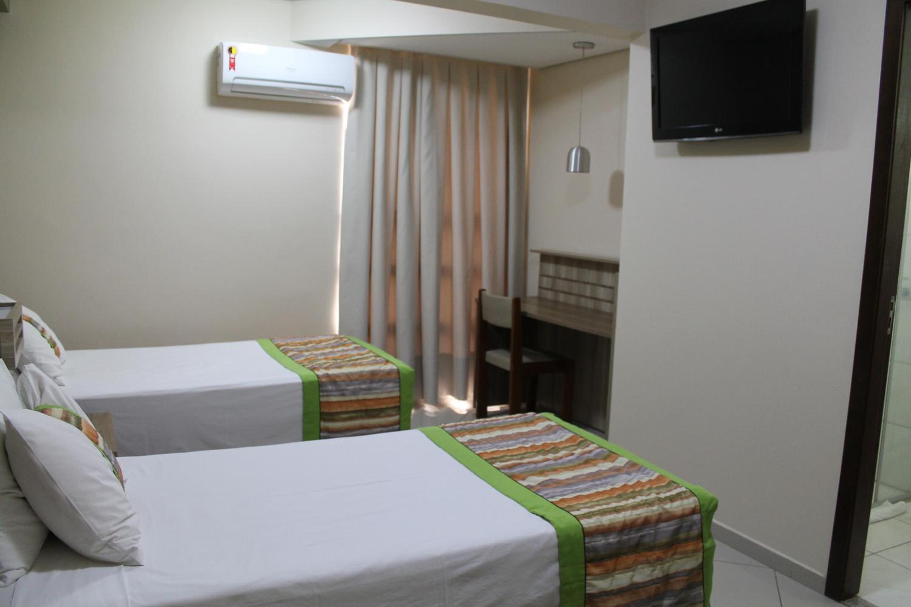 Budget Twin Room photo 2