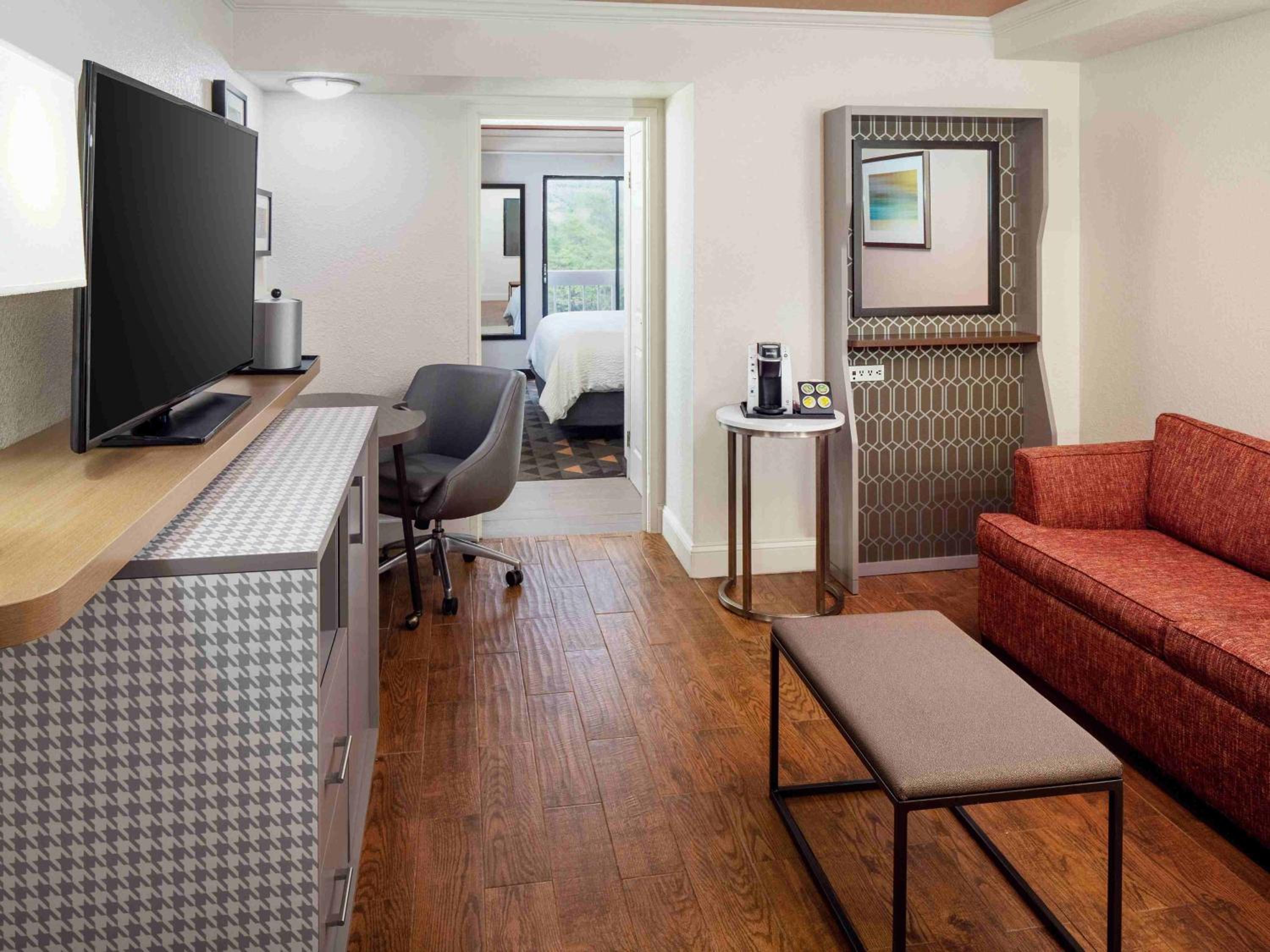Standard Double Room with Two Double Beds - Photo 2