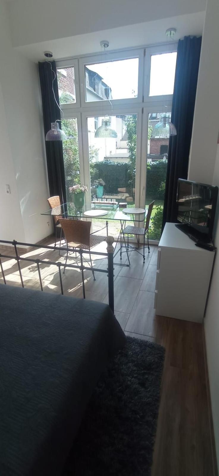 Apartment with Garden View