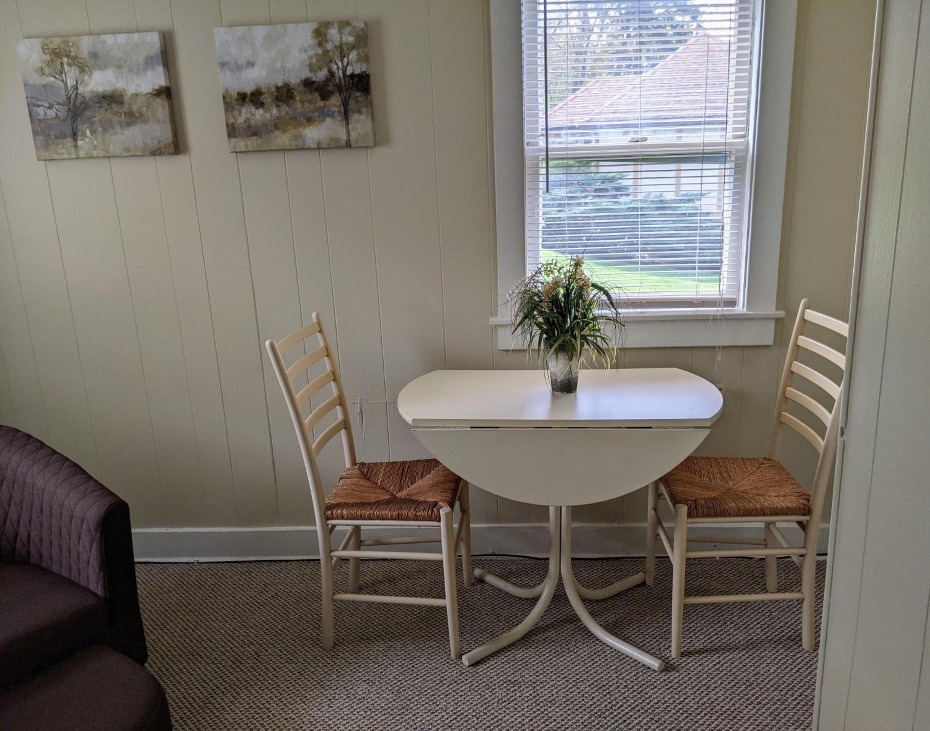 Apartment photo 2