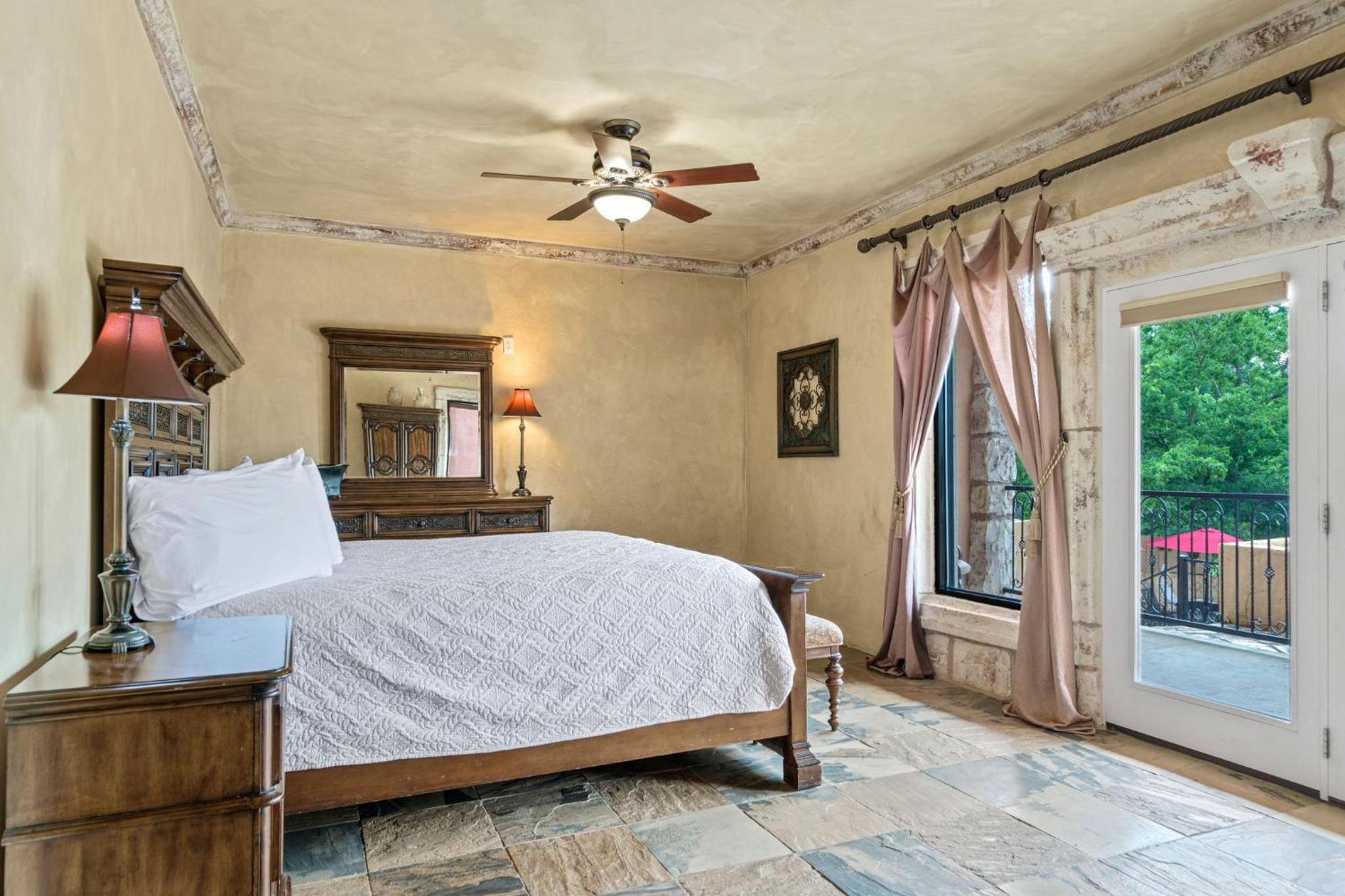 Villa 2 photo 1
