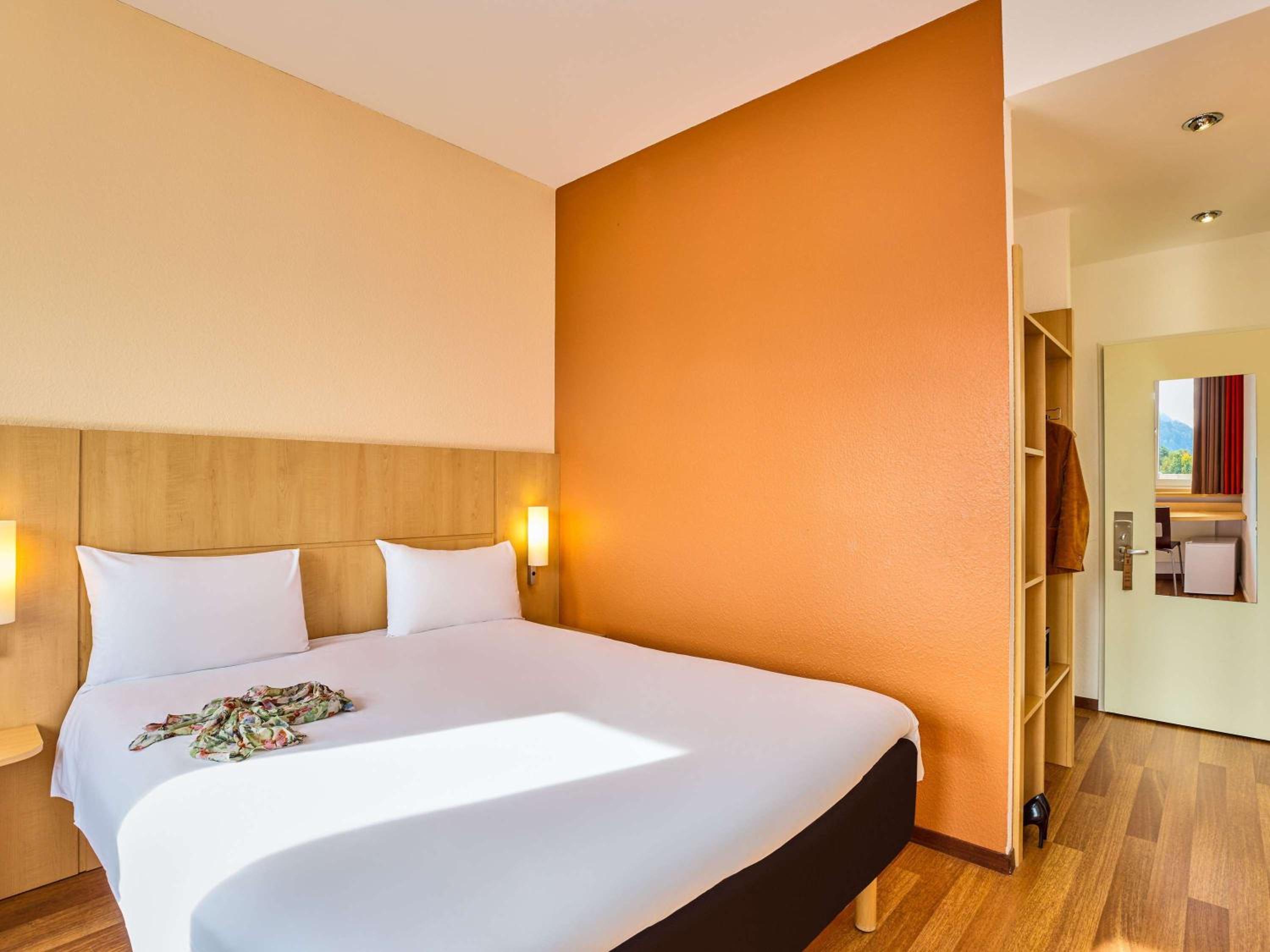 Standard Double Room - Photo 4