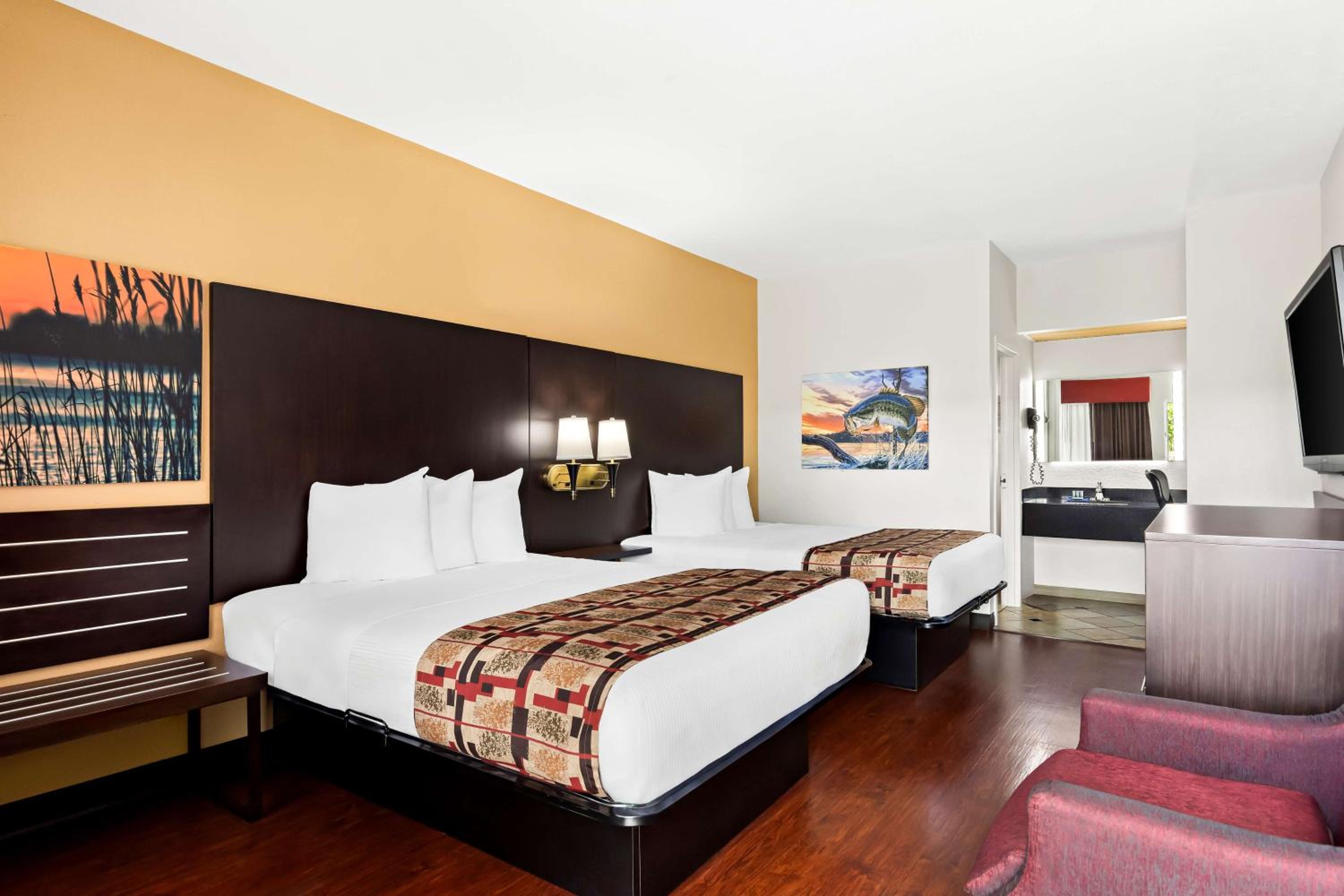 Double Room Downstairs - Non-Smoking photo 1