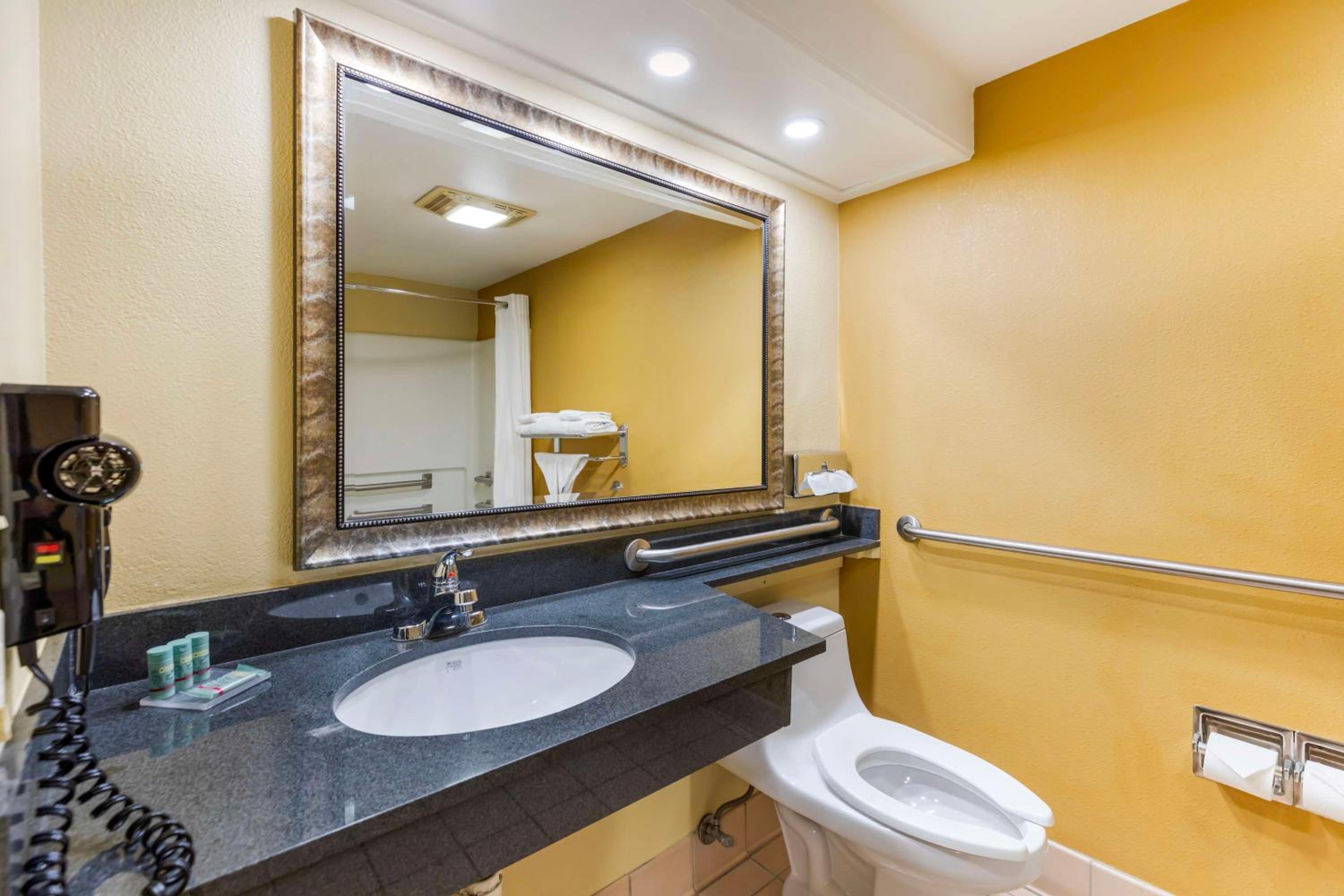 Double Room with Two Double Beds - Disability Access/Roll-In Shower
