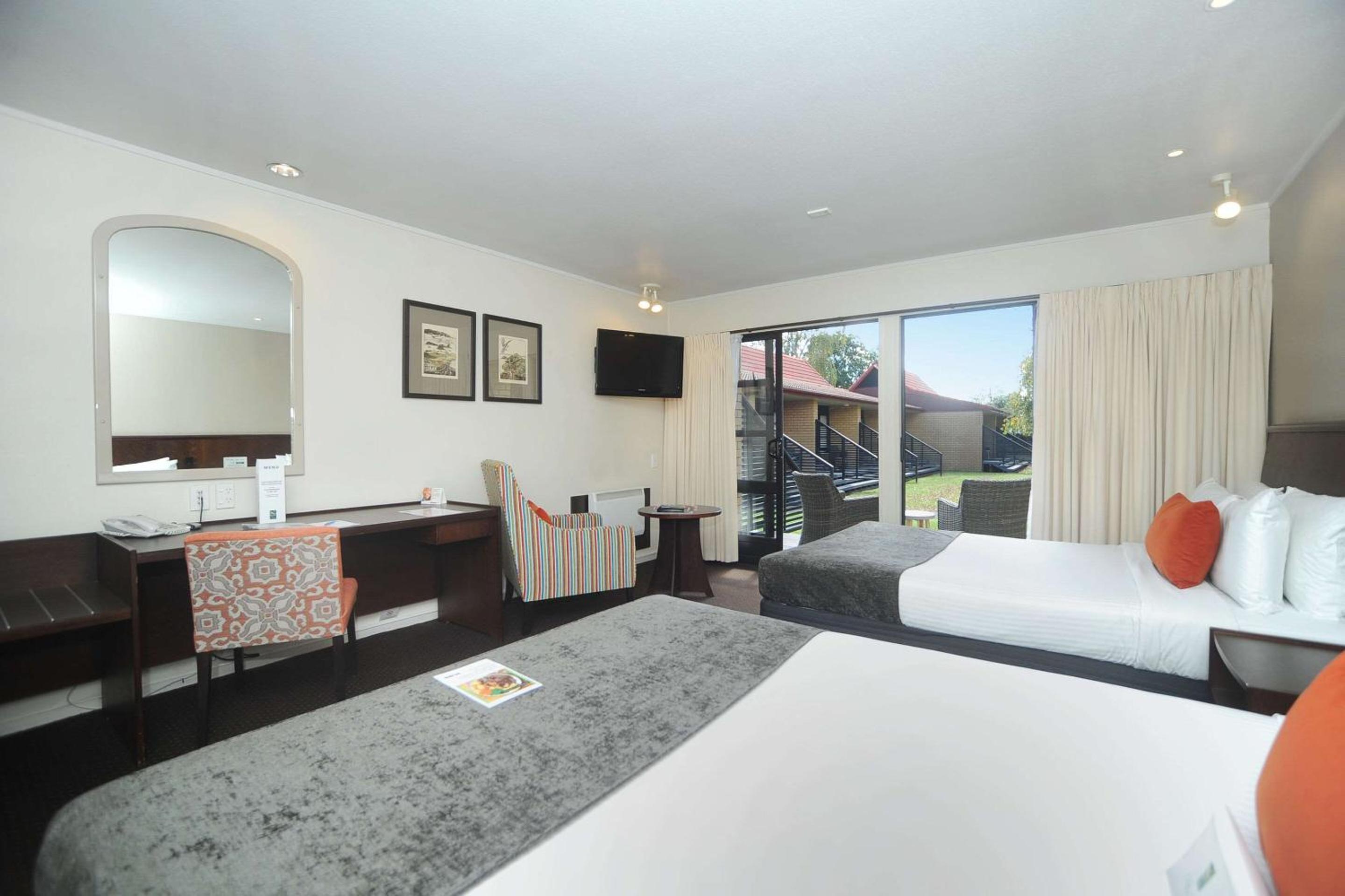 Deluxe Queen Room with Two Queens - Non Smoking