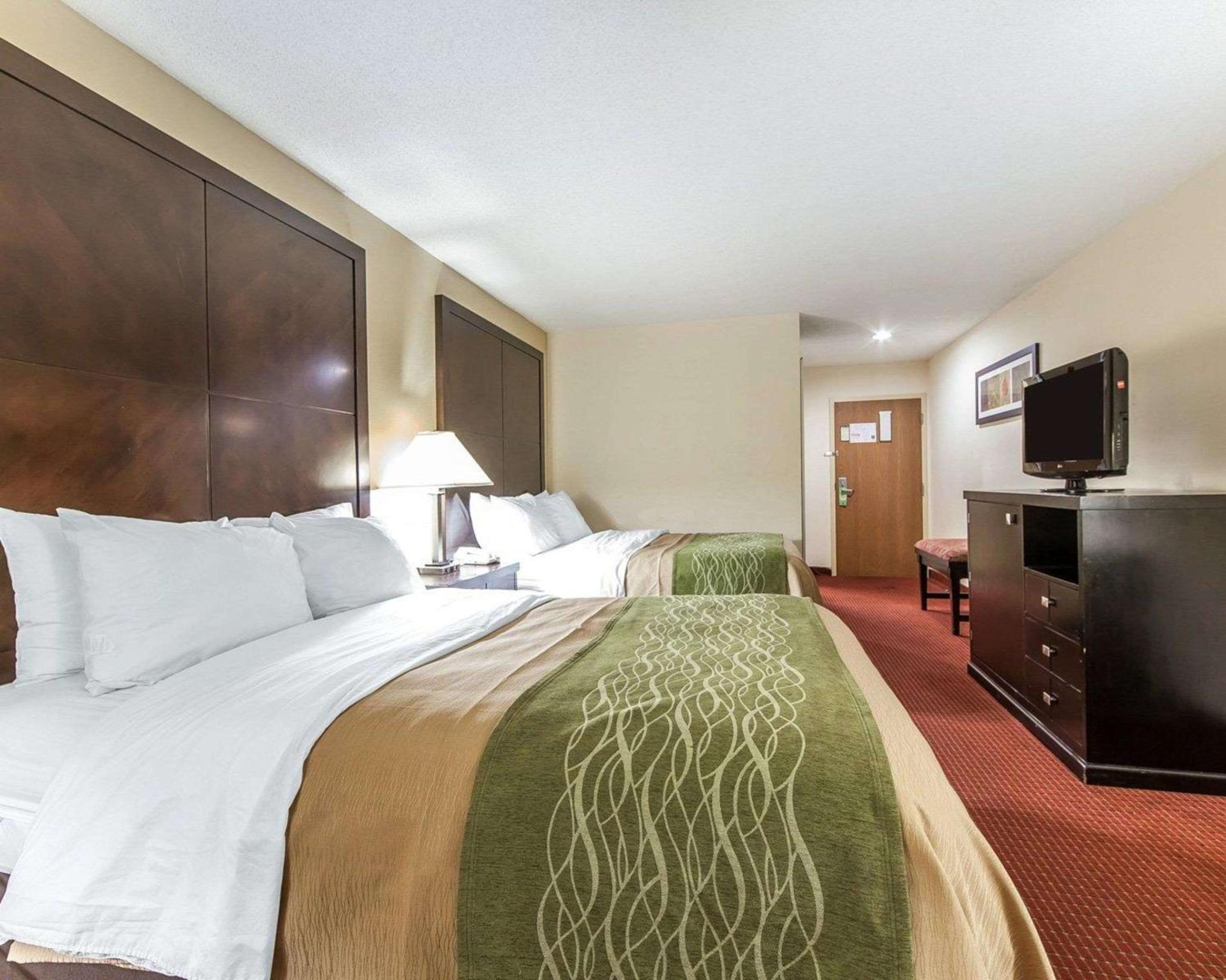 Double Room with Two Double Beds - Non-Smoking - Photo 1