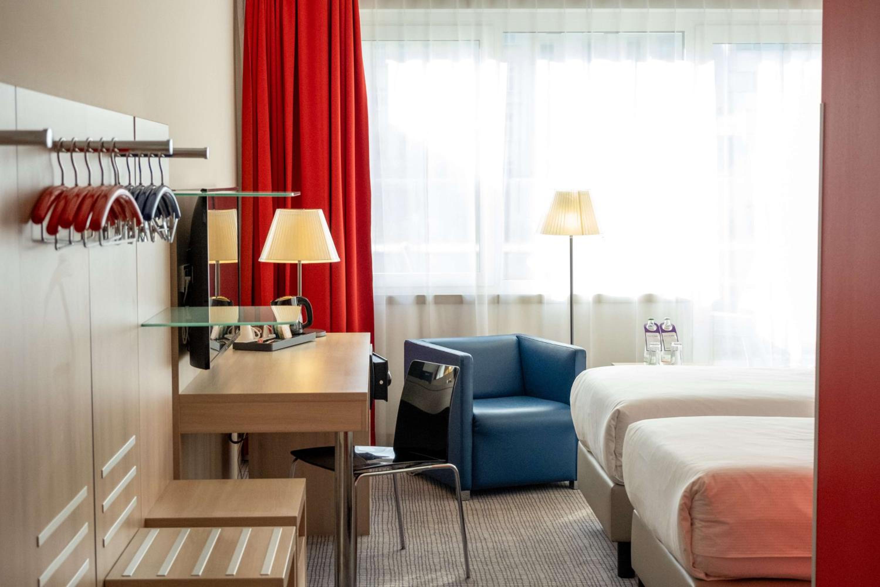 Standard Room - Photo 5