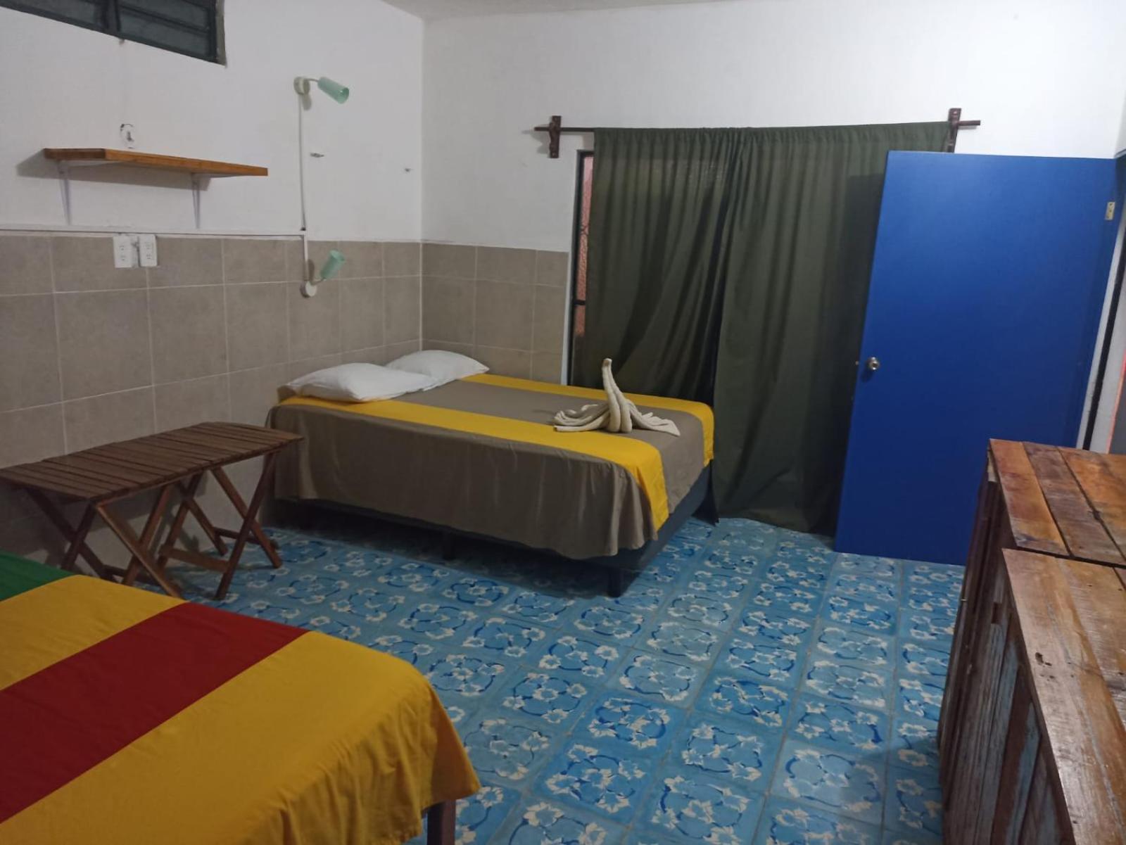 Basic Triple Room photo 2