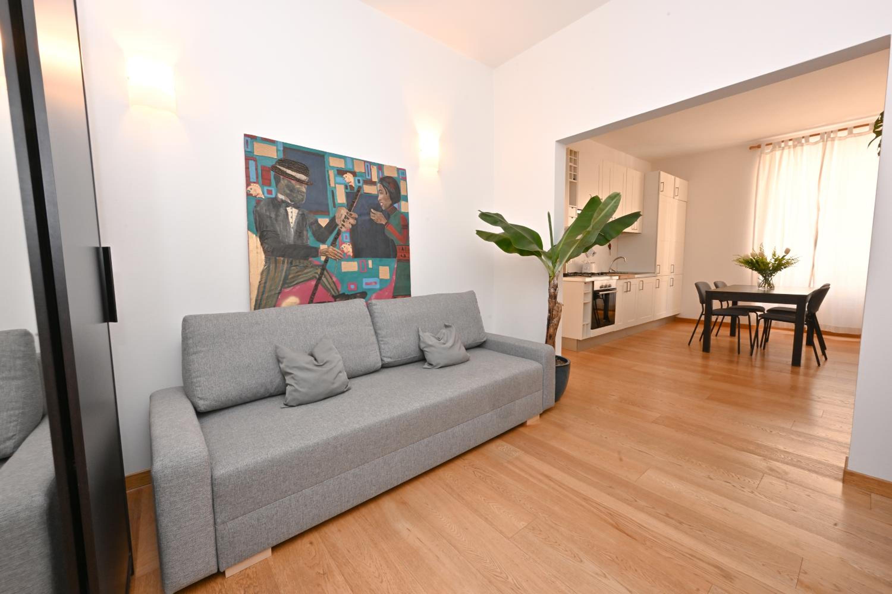 One-Bedroom Apartment