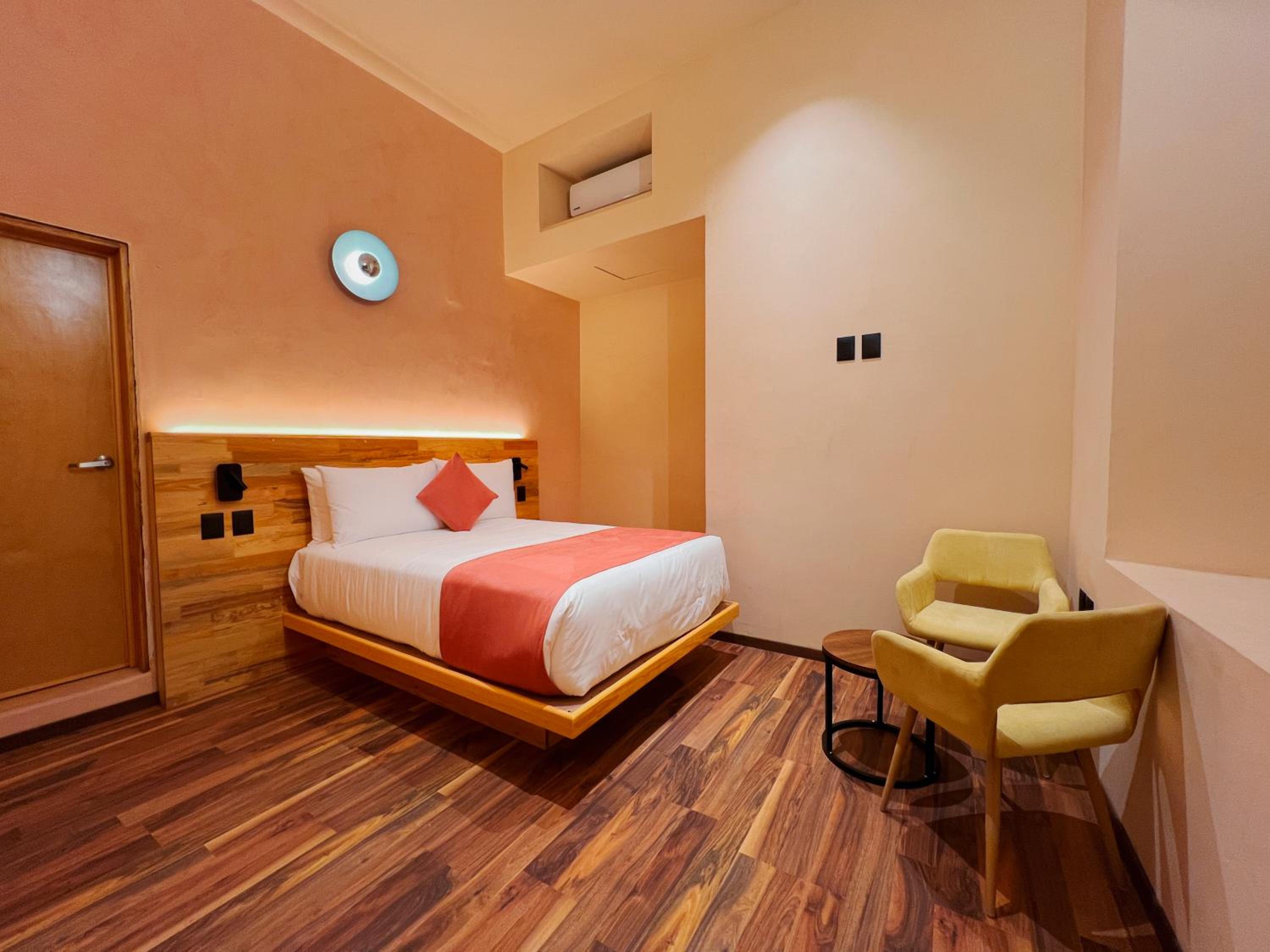 Standard Double Room - Photo 1
