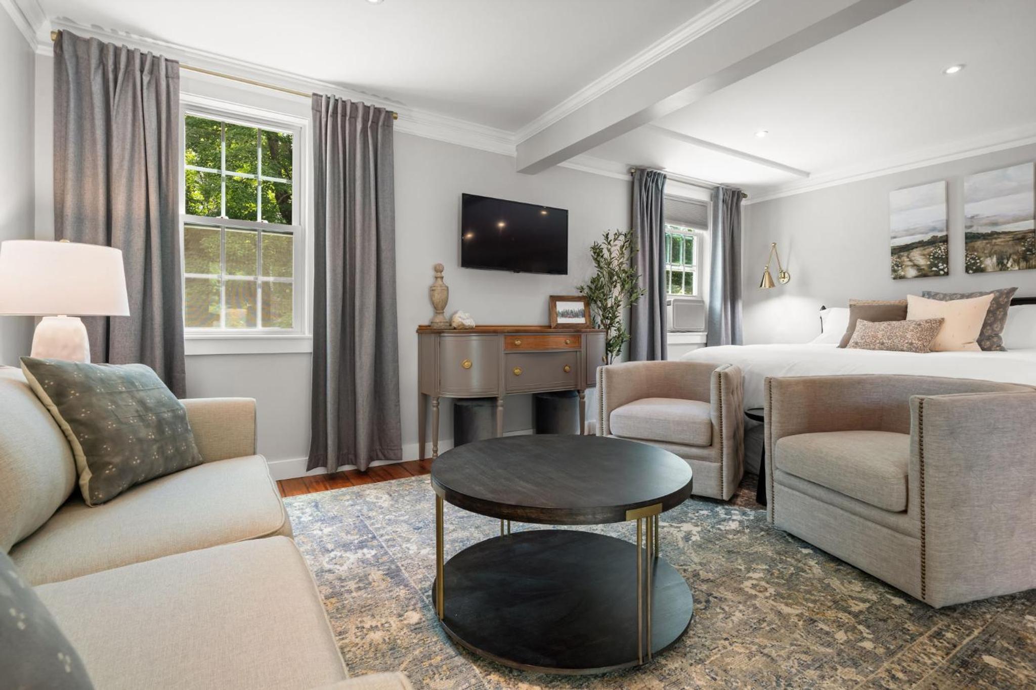 Superior King Room photo 1