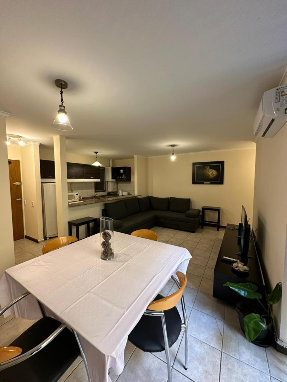 One-Bedroom Apartment photo 1
