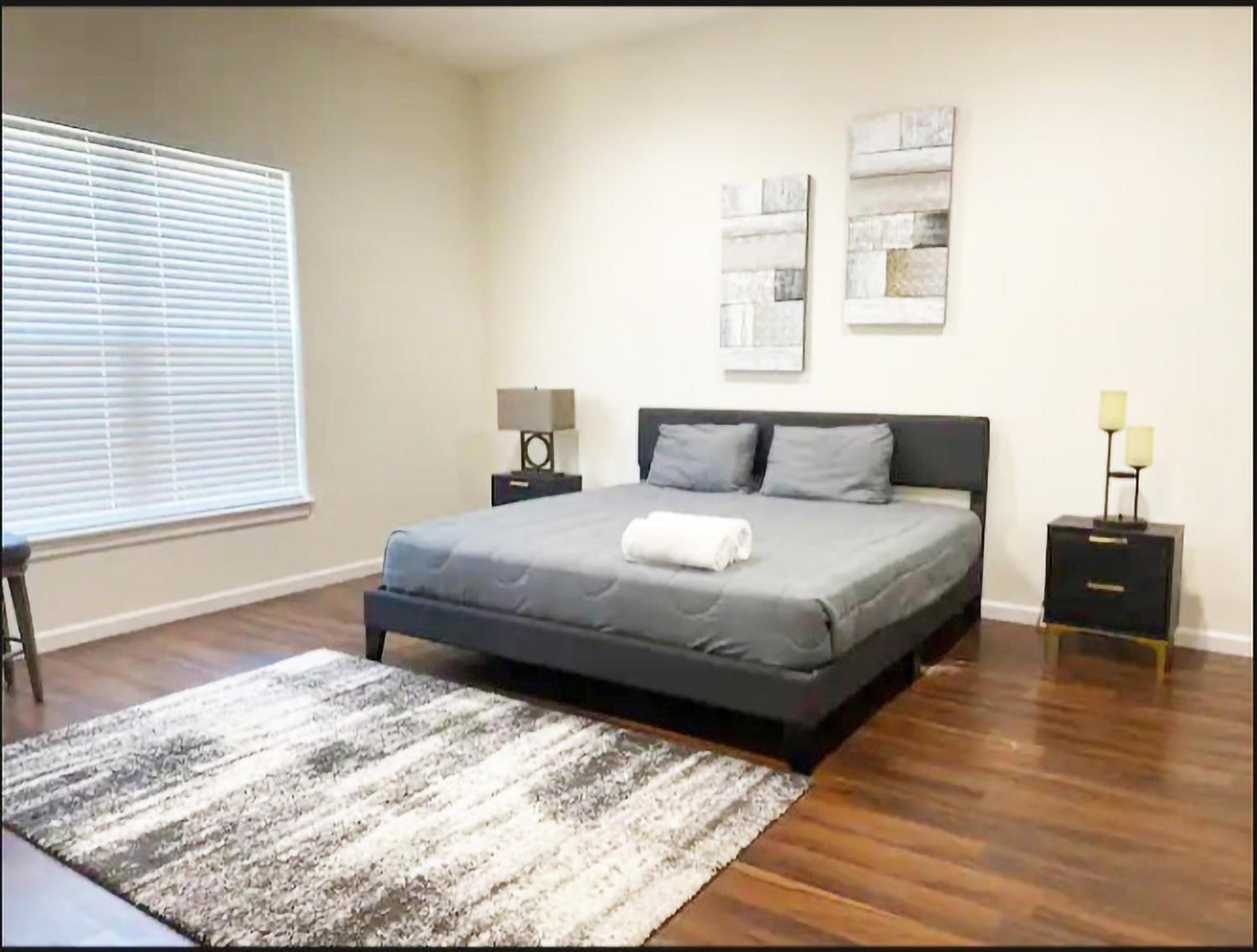 Three-Bedroom Villa photo 1