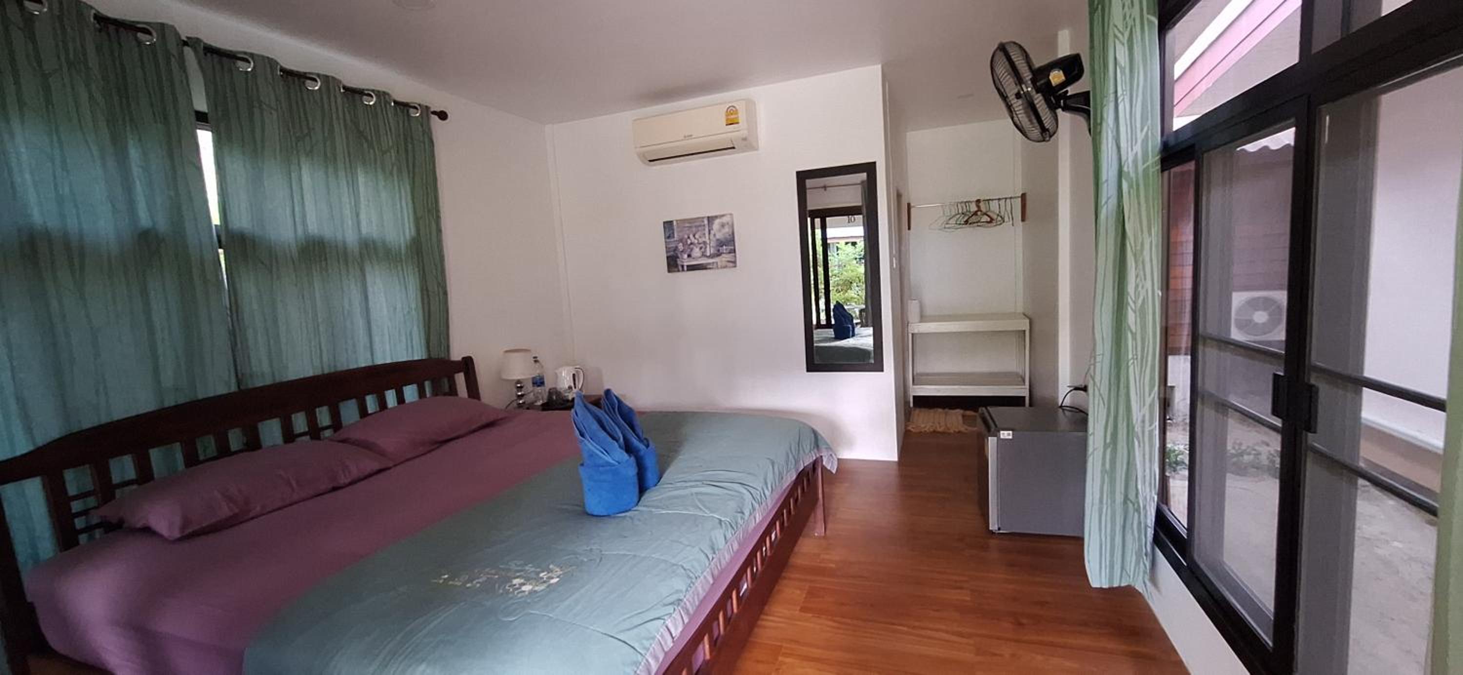 One-Bedroom Bungalow